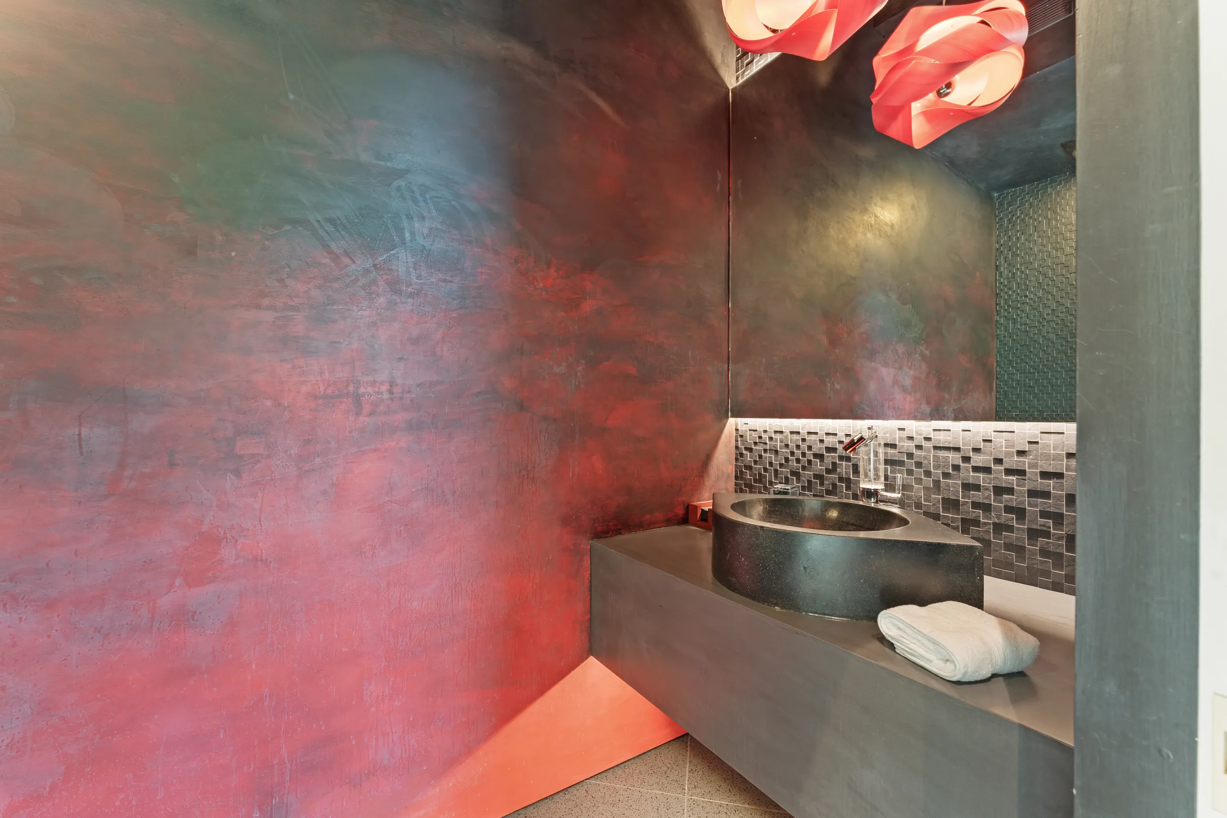 Wander Austin Falling Leaves #4