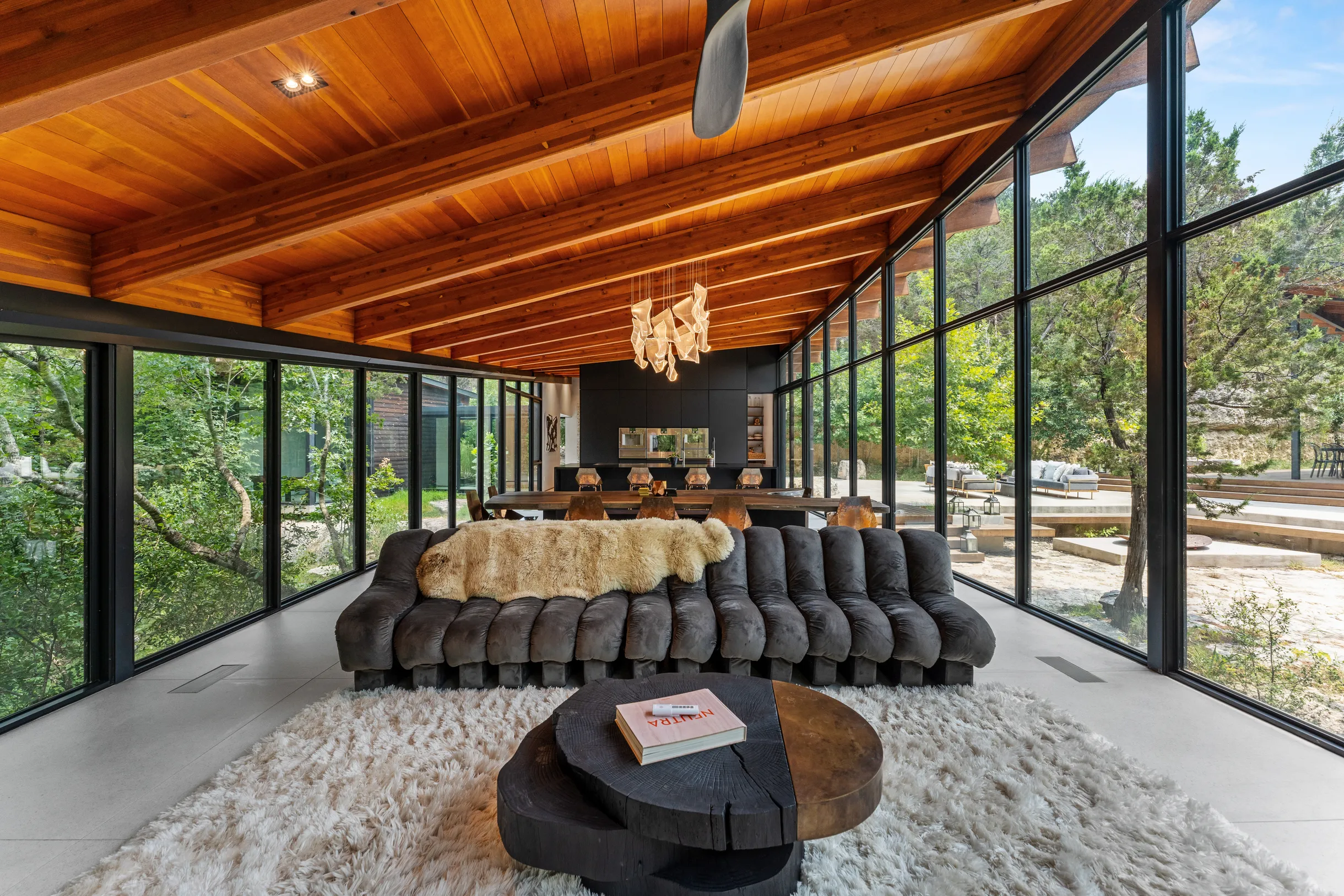 Wander Austin Falling Leaves #20