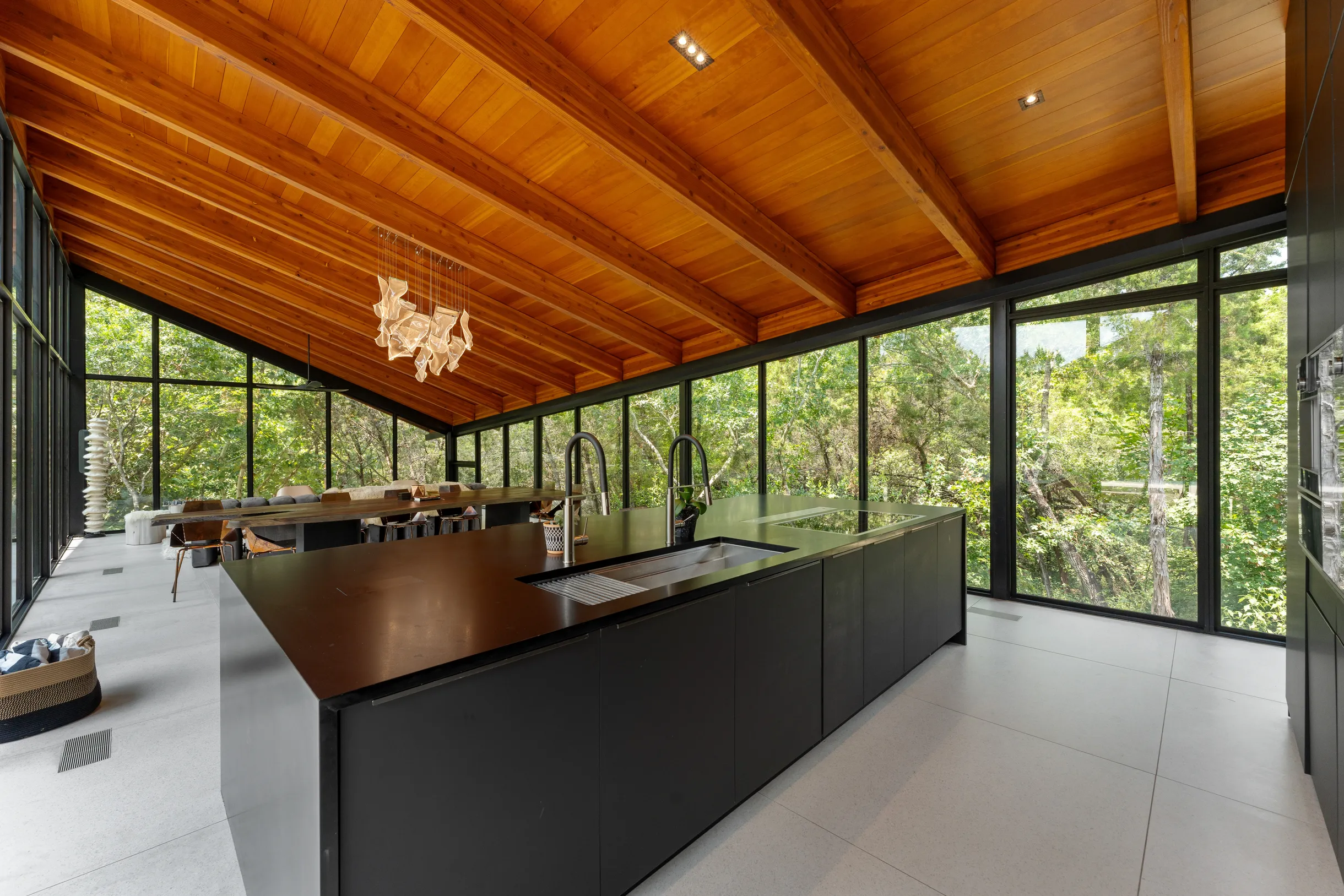 Wander Austin Falling Leaves #50