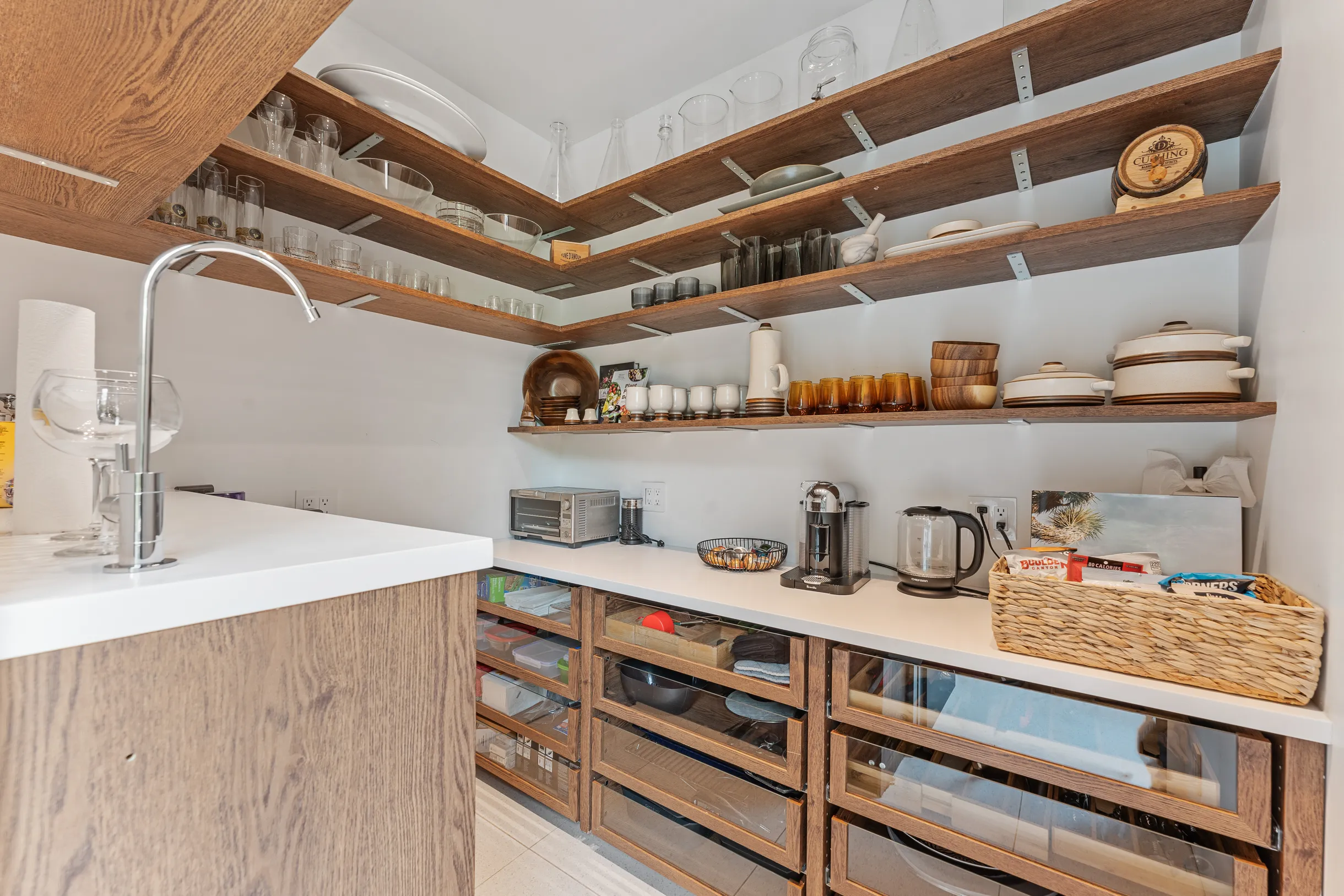 Wander Austin Falling Leaves #66