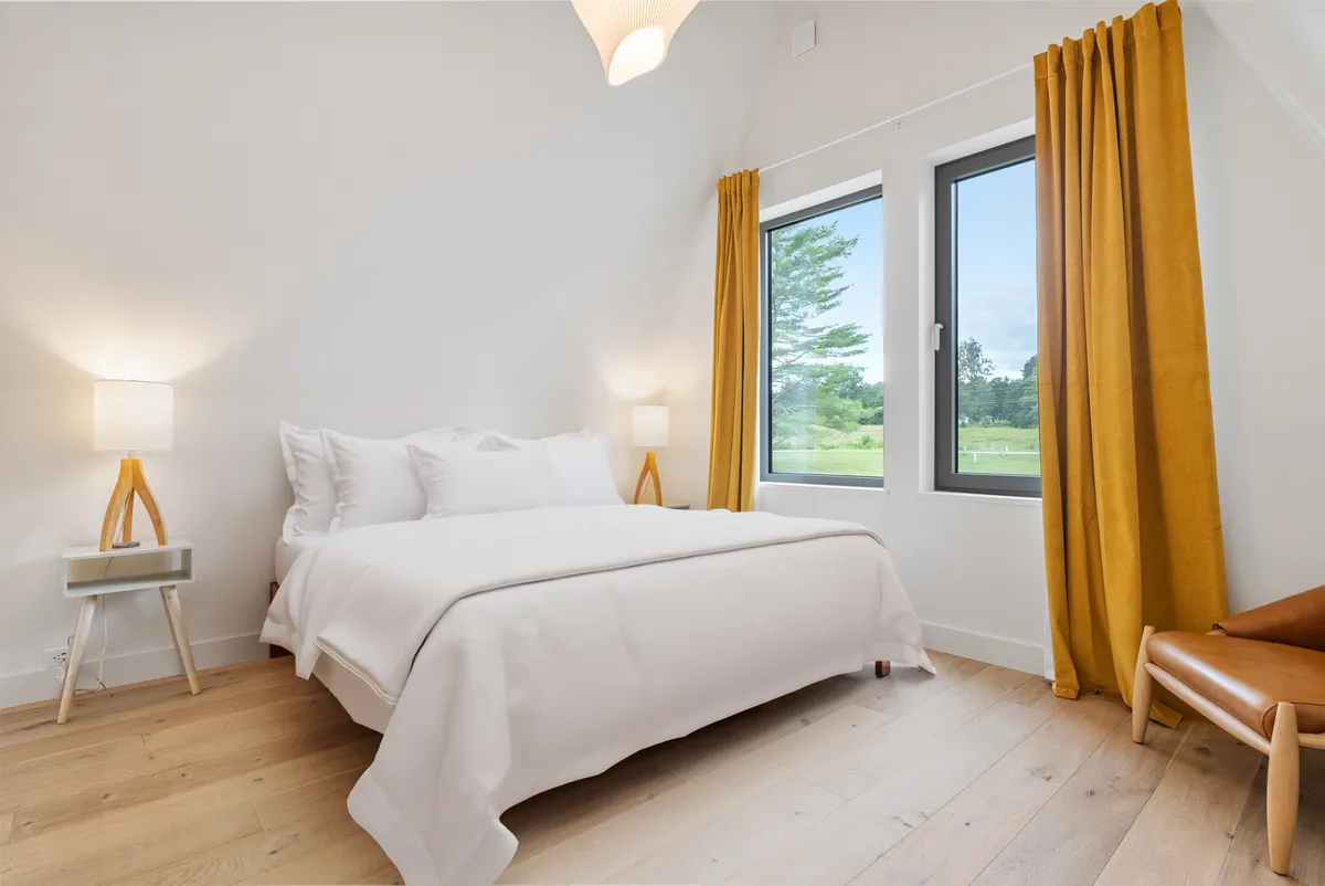 Bedroom 5 image