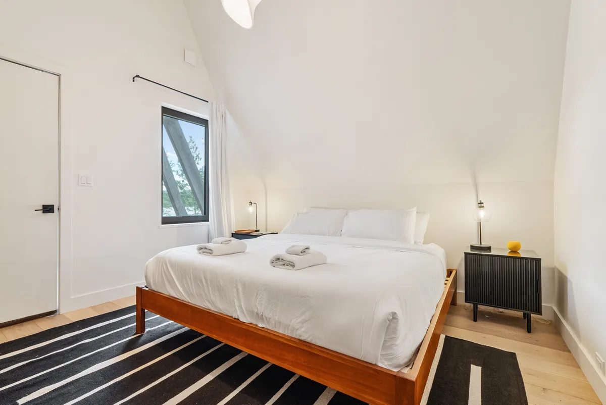 Bedroom 4 image