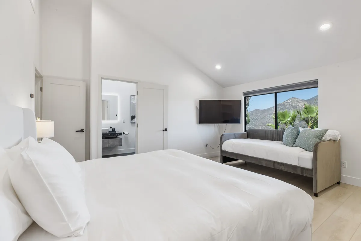 Bedroom 3 image