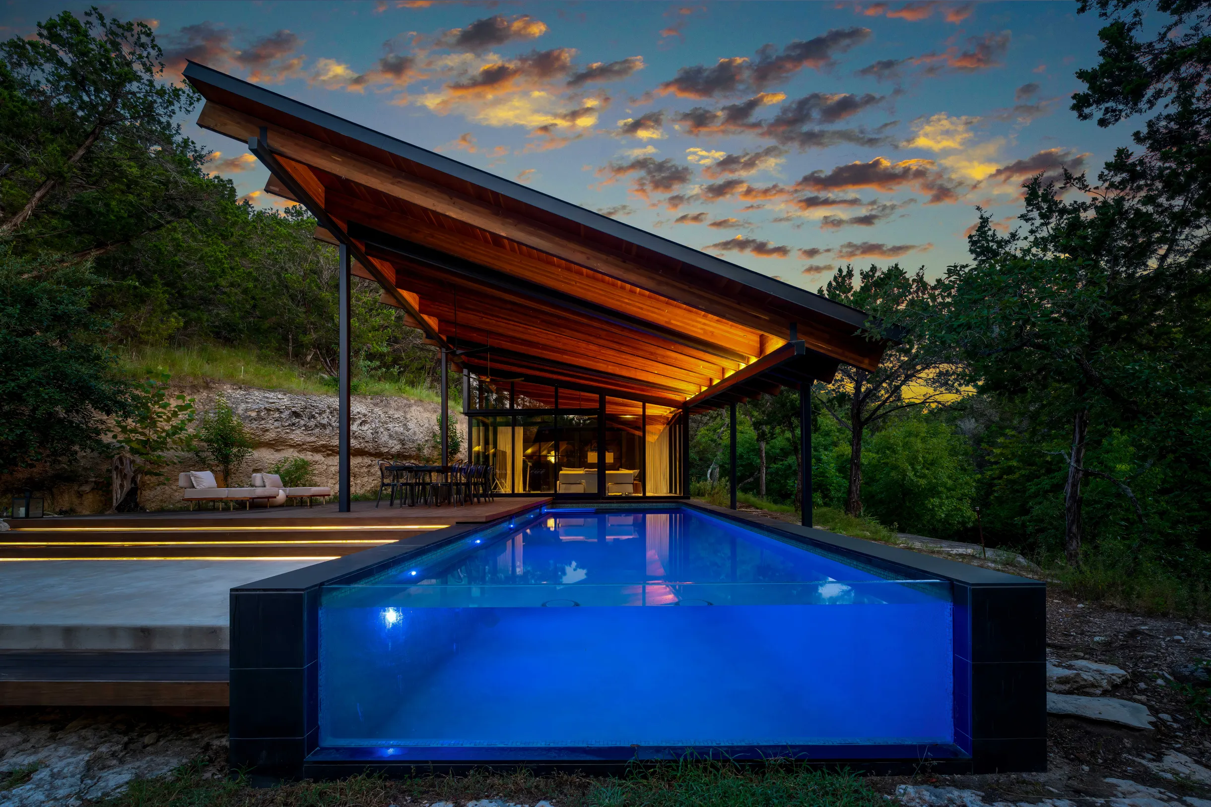 Wander Austin Falling Leaves #44