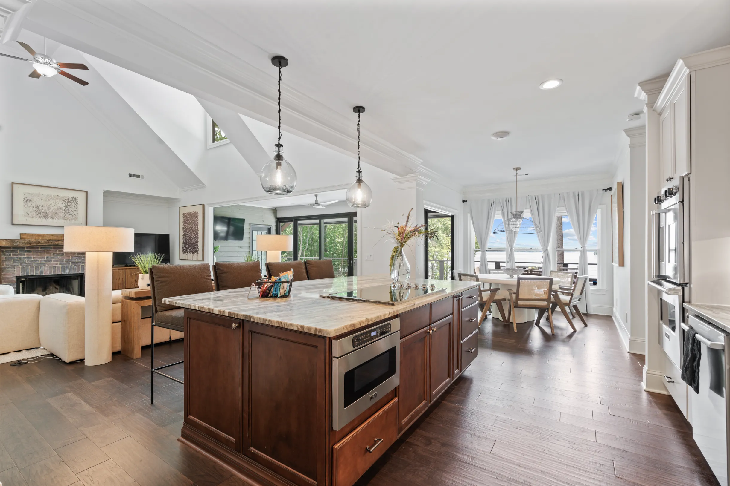 Wander Lake Oconee #106