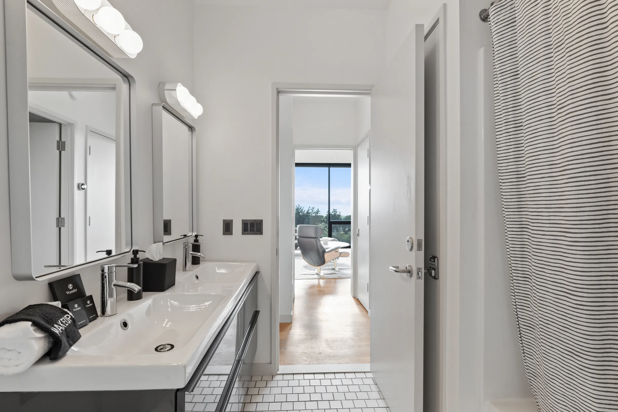 Wander Surf Pines #34