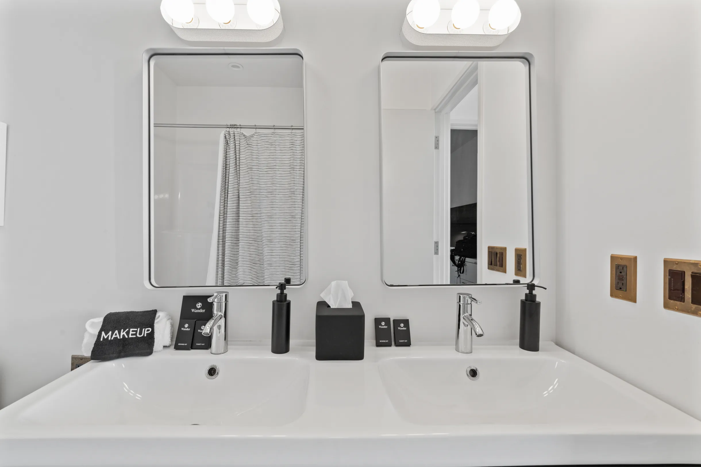 Wander Surf Pines #43