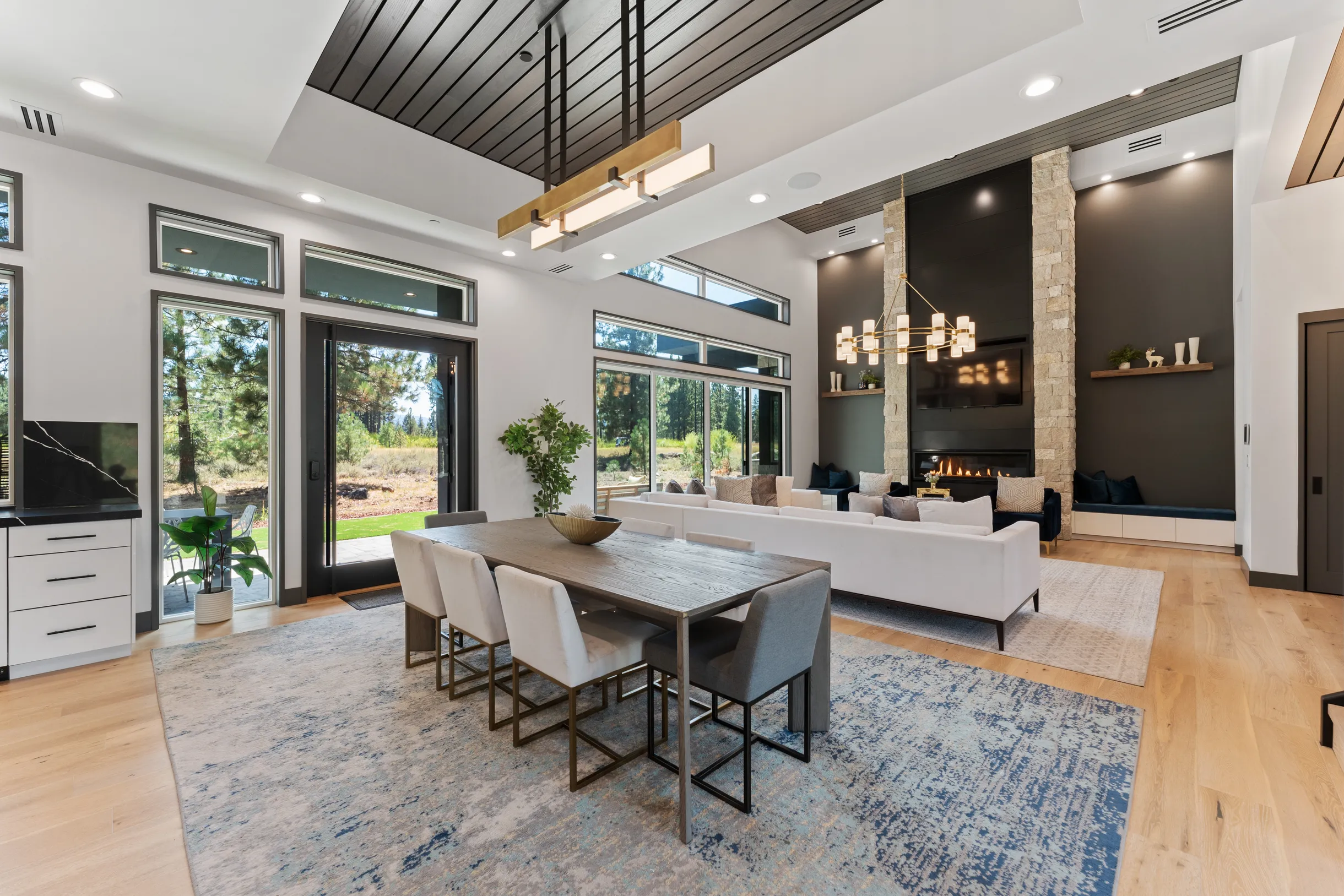 Wander Truckee Woods #5