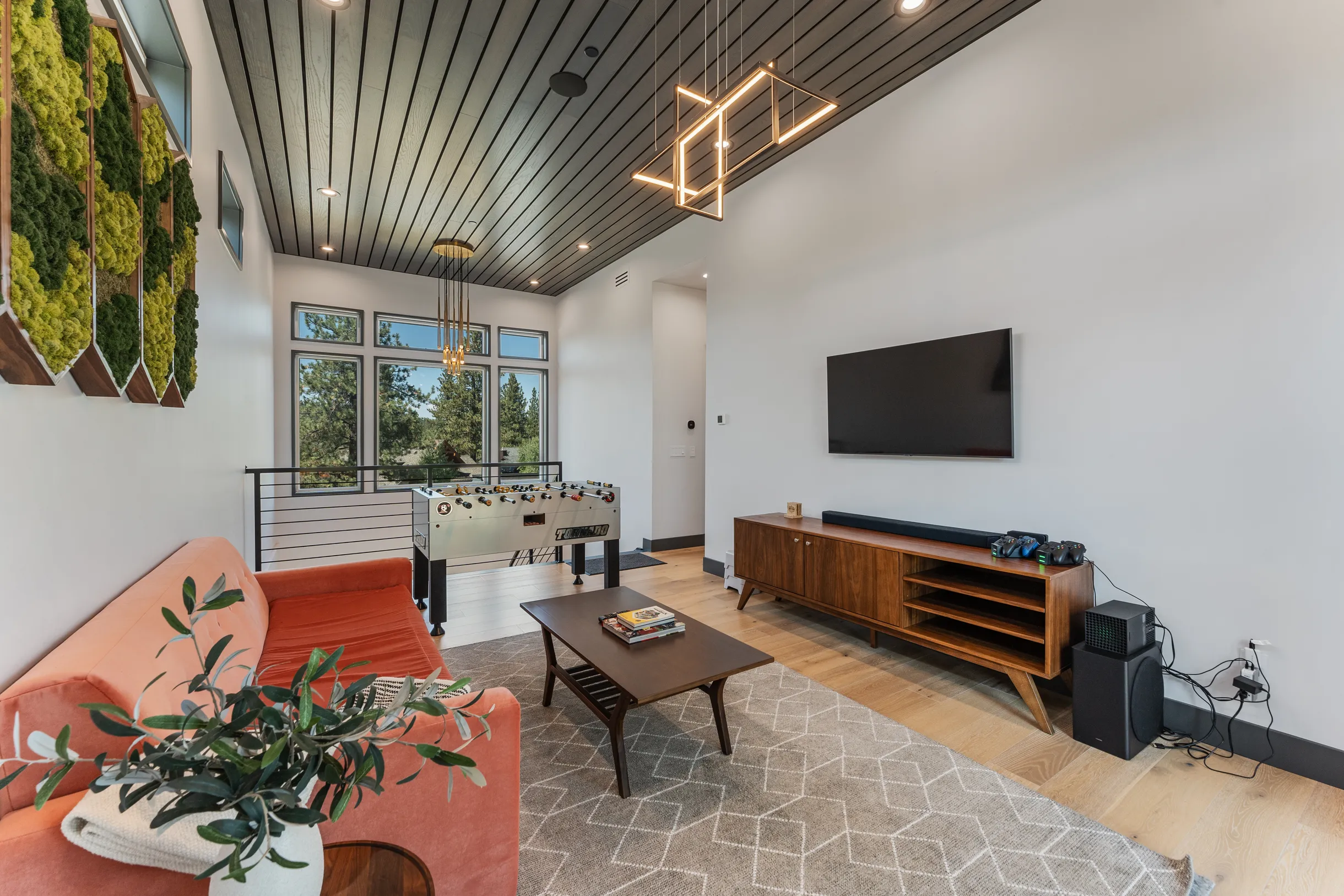 Wander Truckee Woods #6