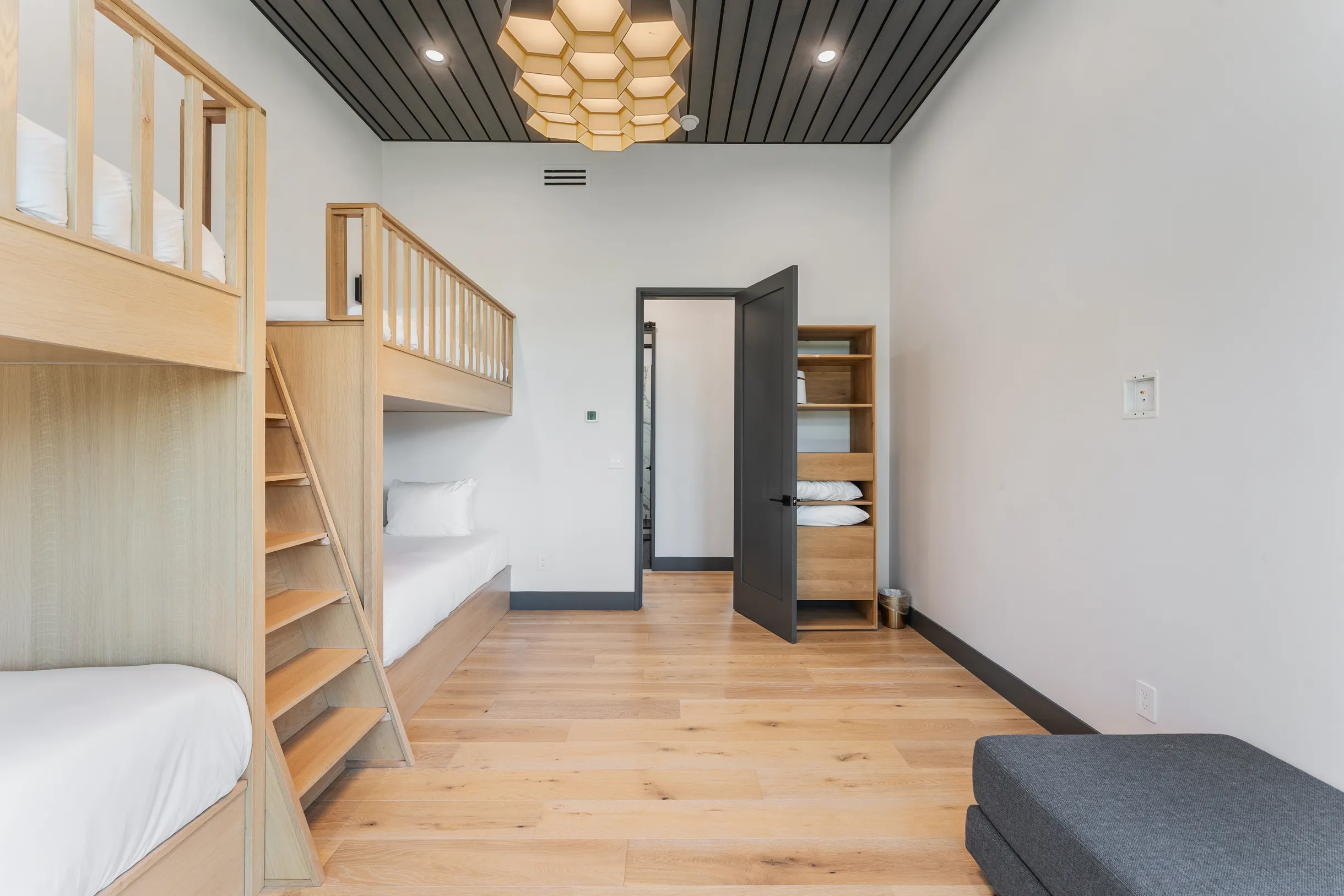 Wander Truckee Woods #57