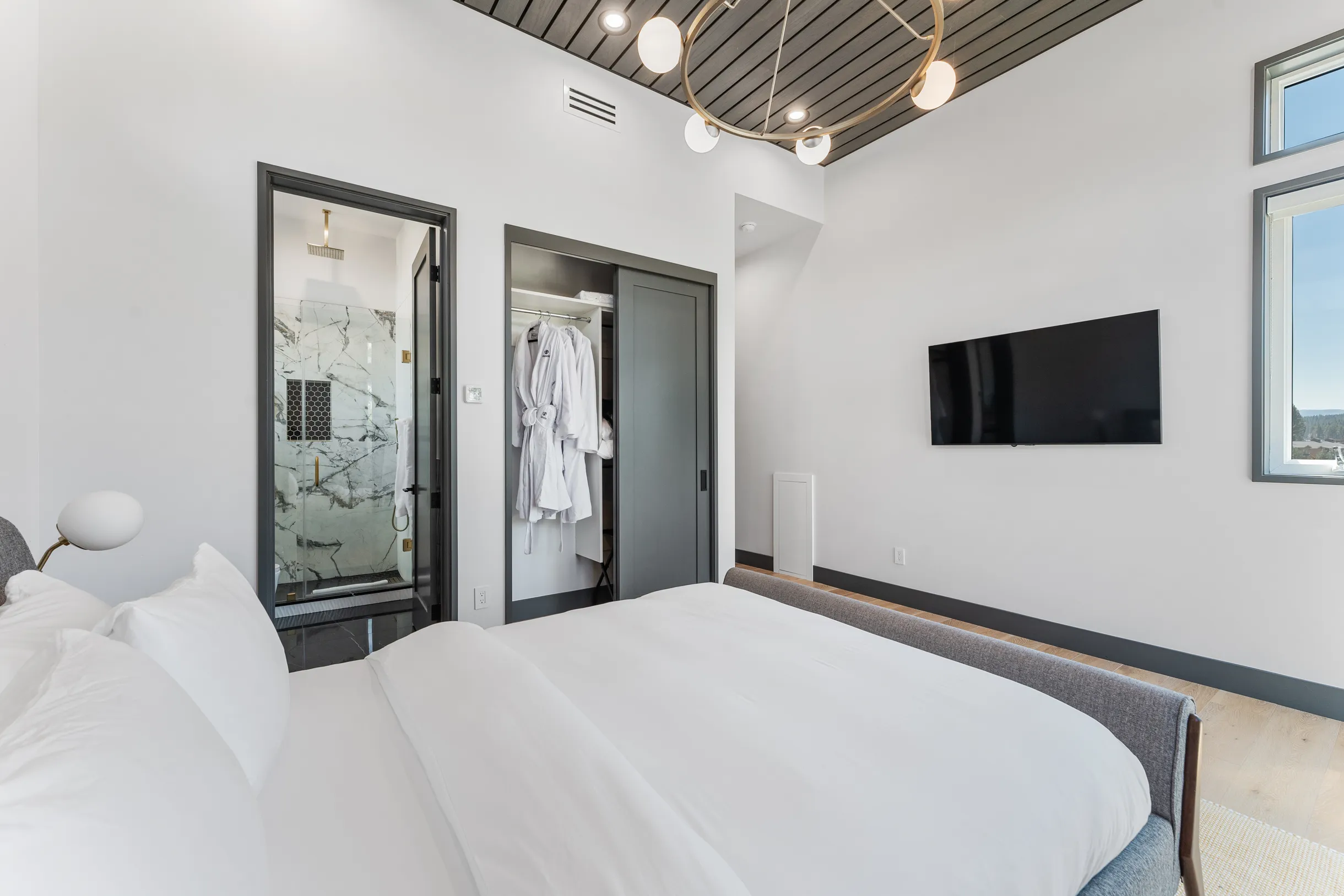 Wander Truckee Woods #58