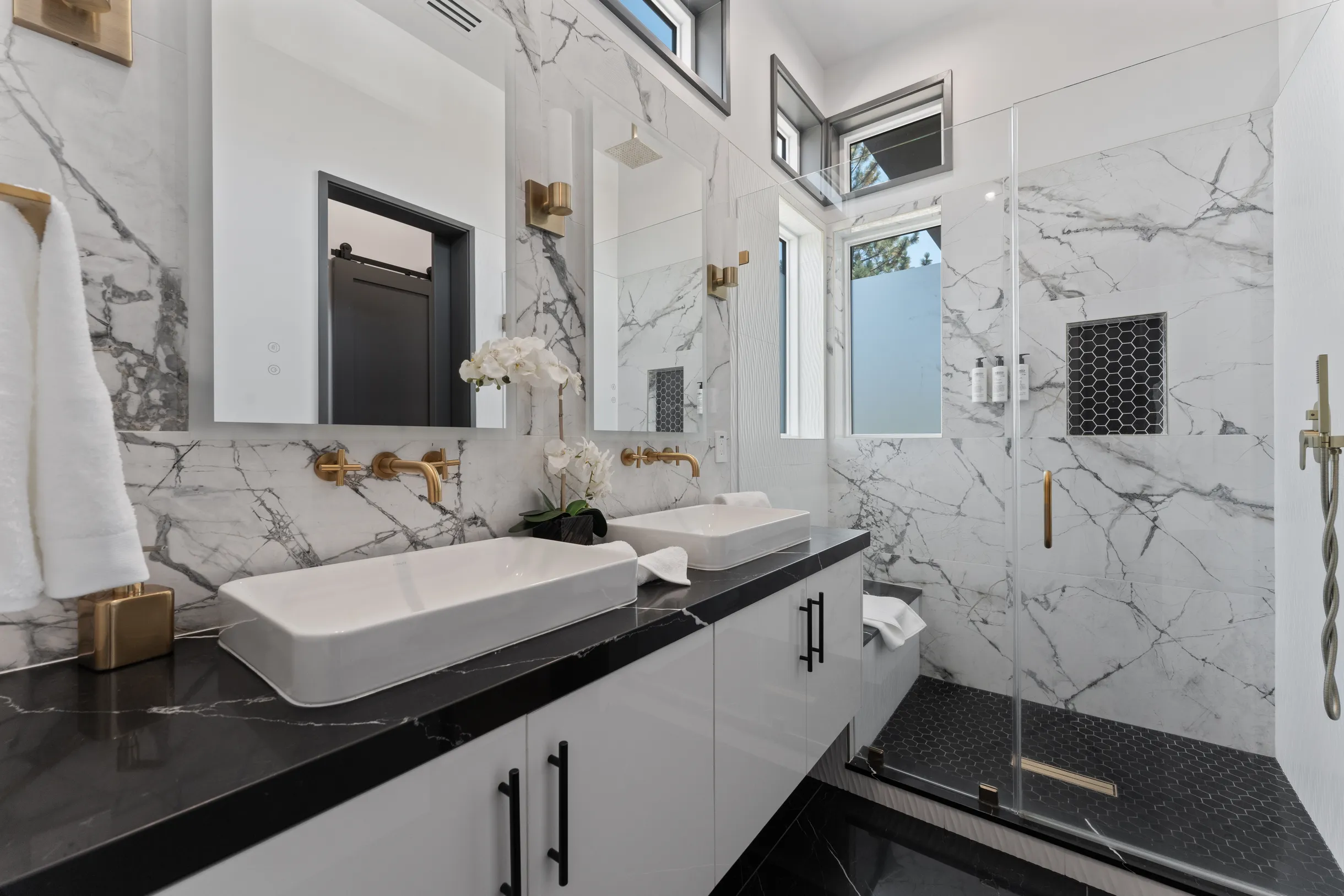 Wander Truckee Woods #48