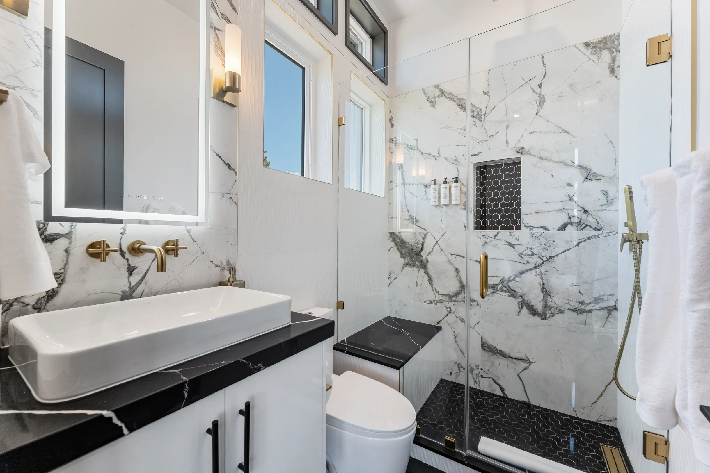 Wander Truckee Woods #20