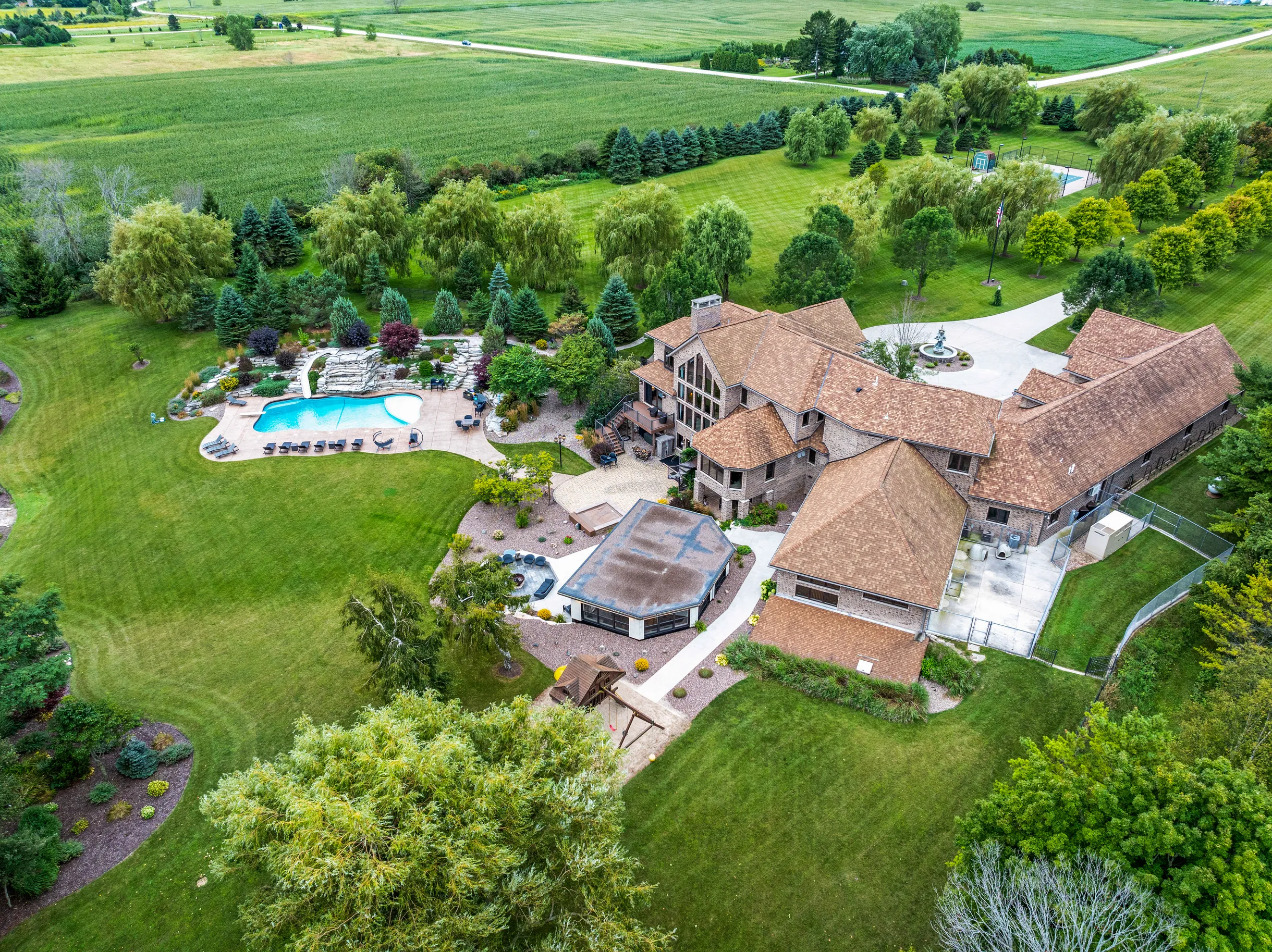 Wander Newton Lakefront #116