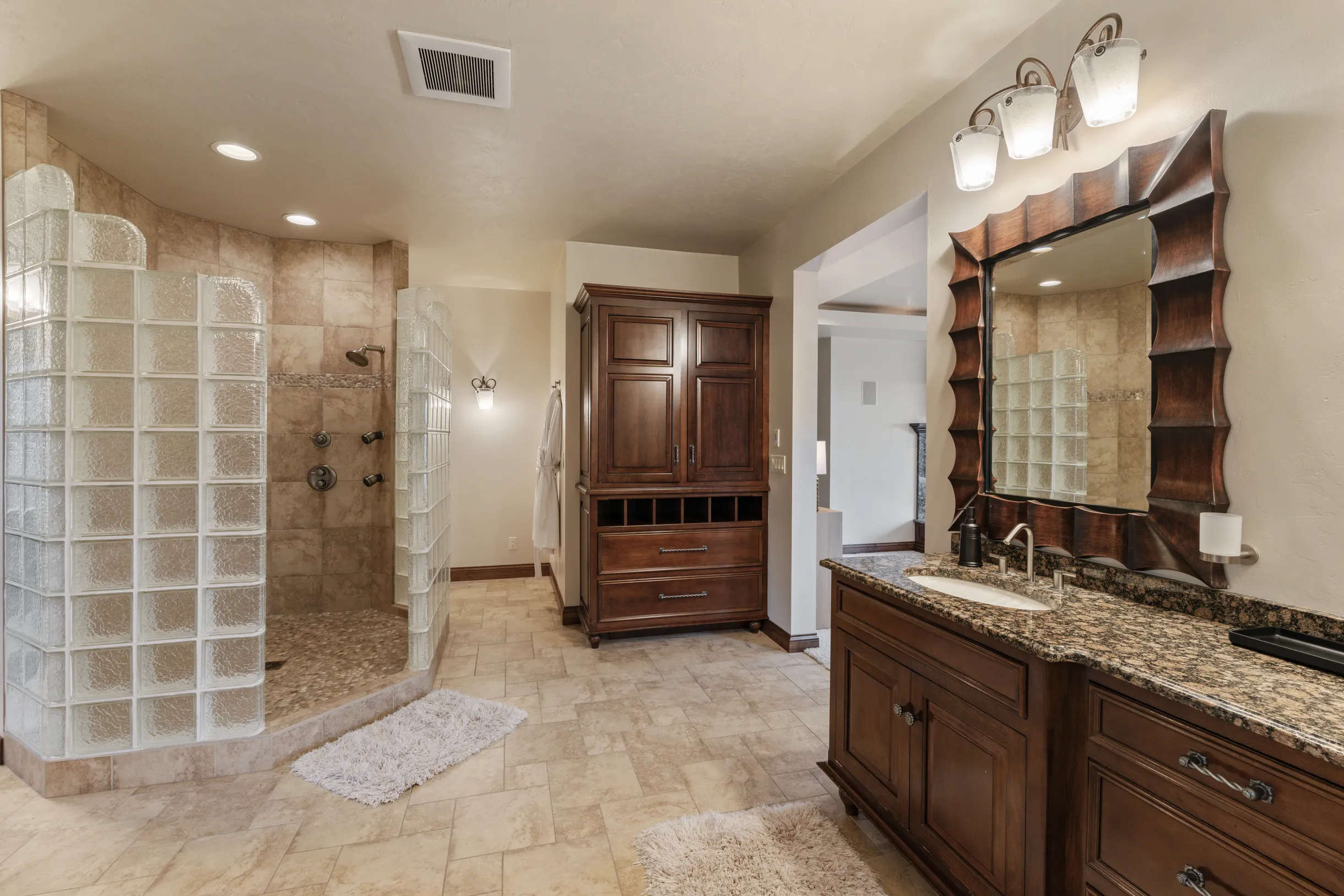 Wander Newton Lakefront #84