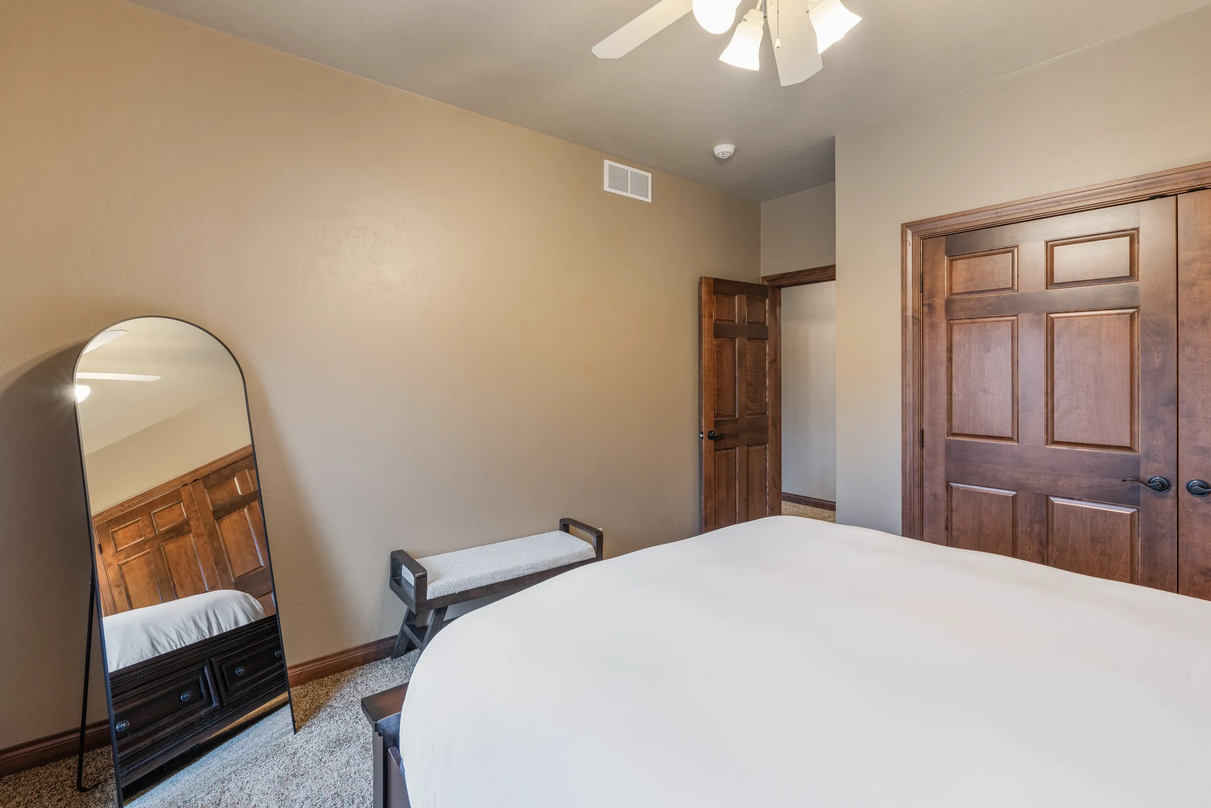 Wander Newton Lakefront #98