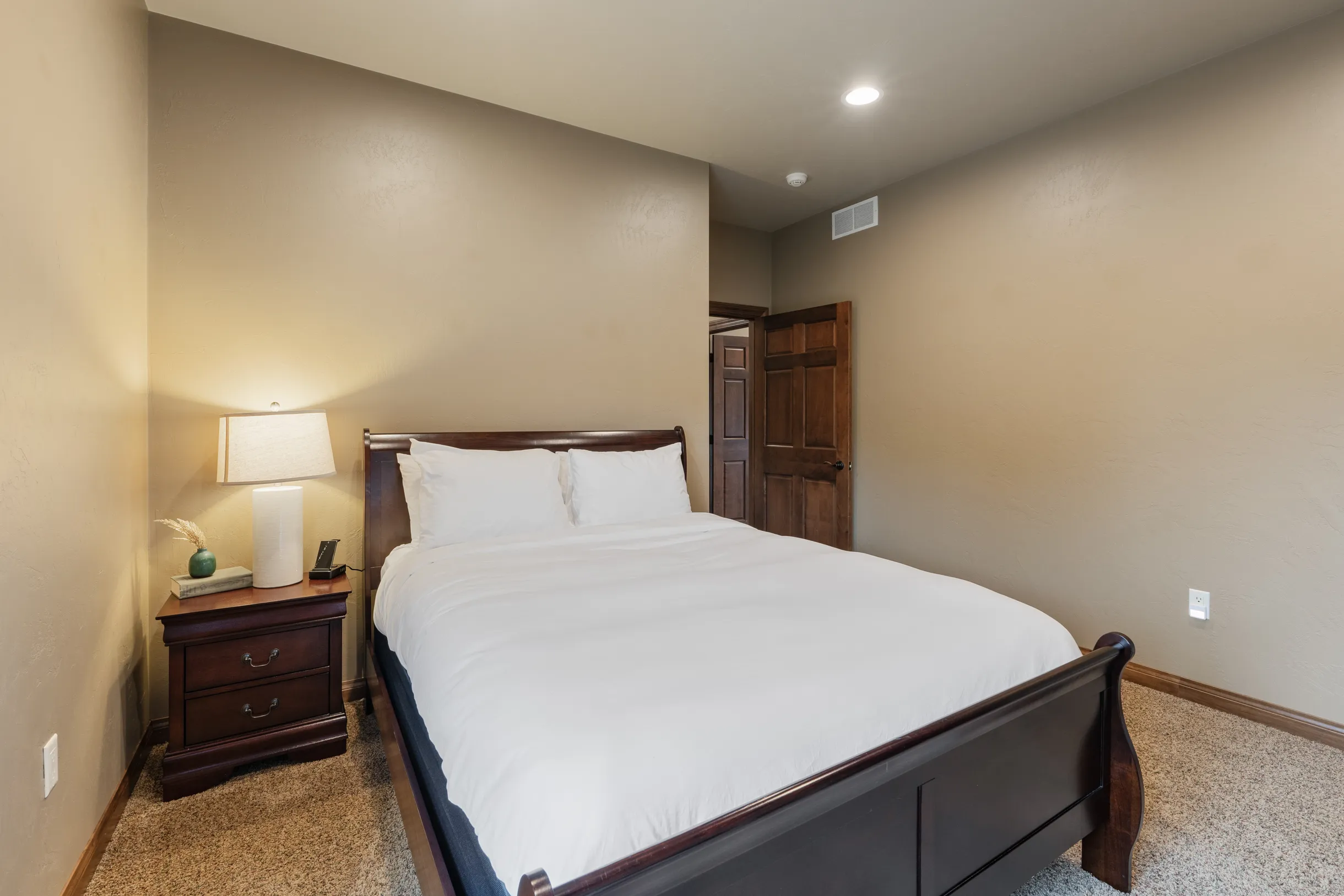 Wander Newton Lakefront #87