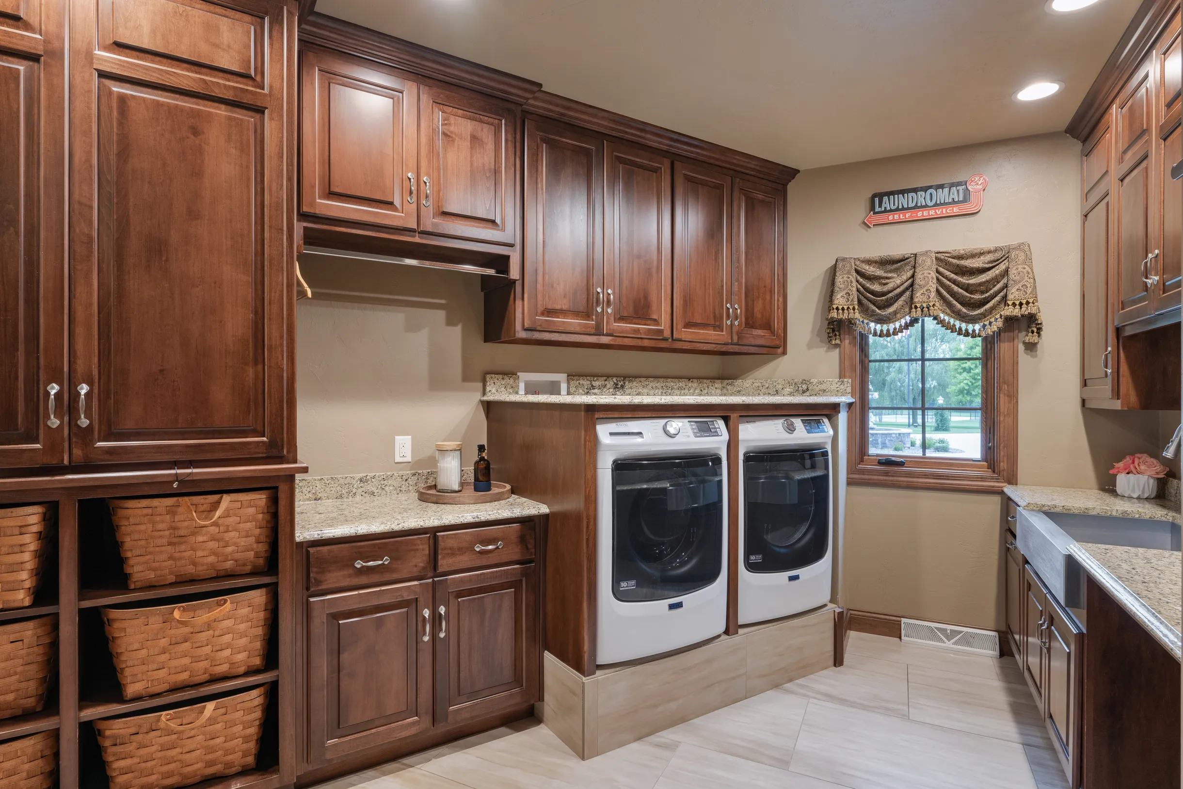 Wander Newton Lakefront #21