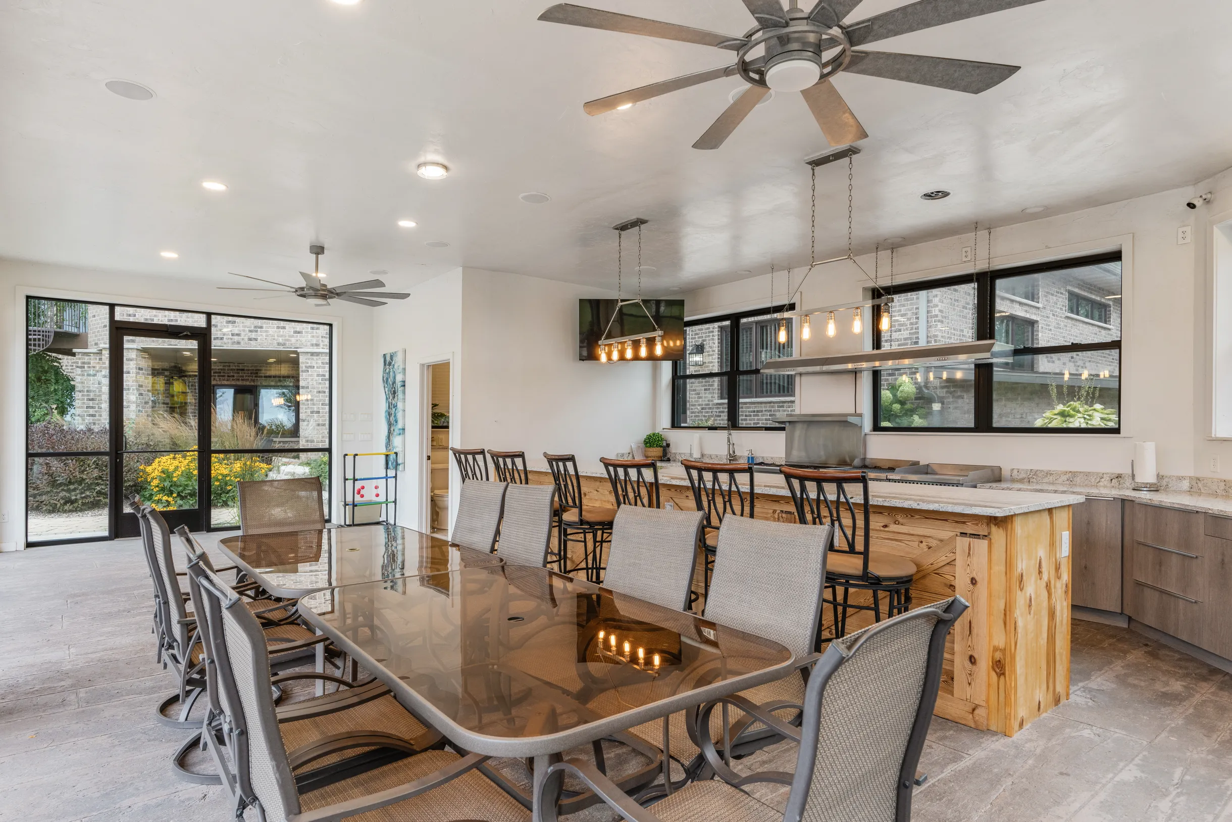 Wander Newton Lakefront #75