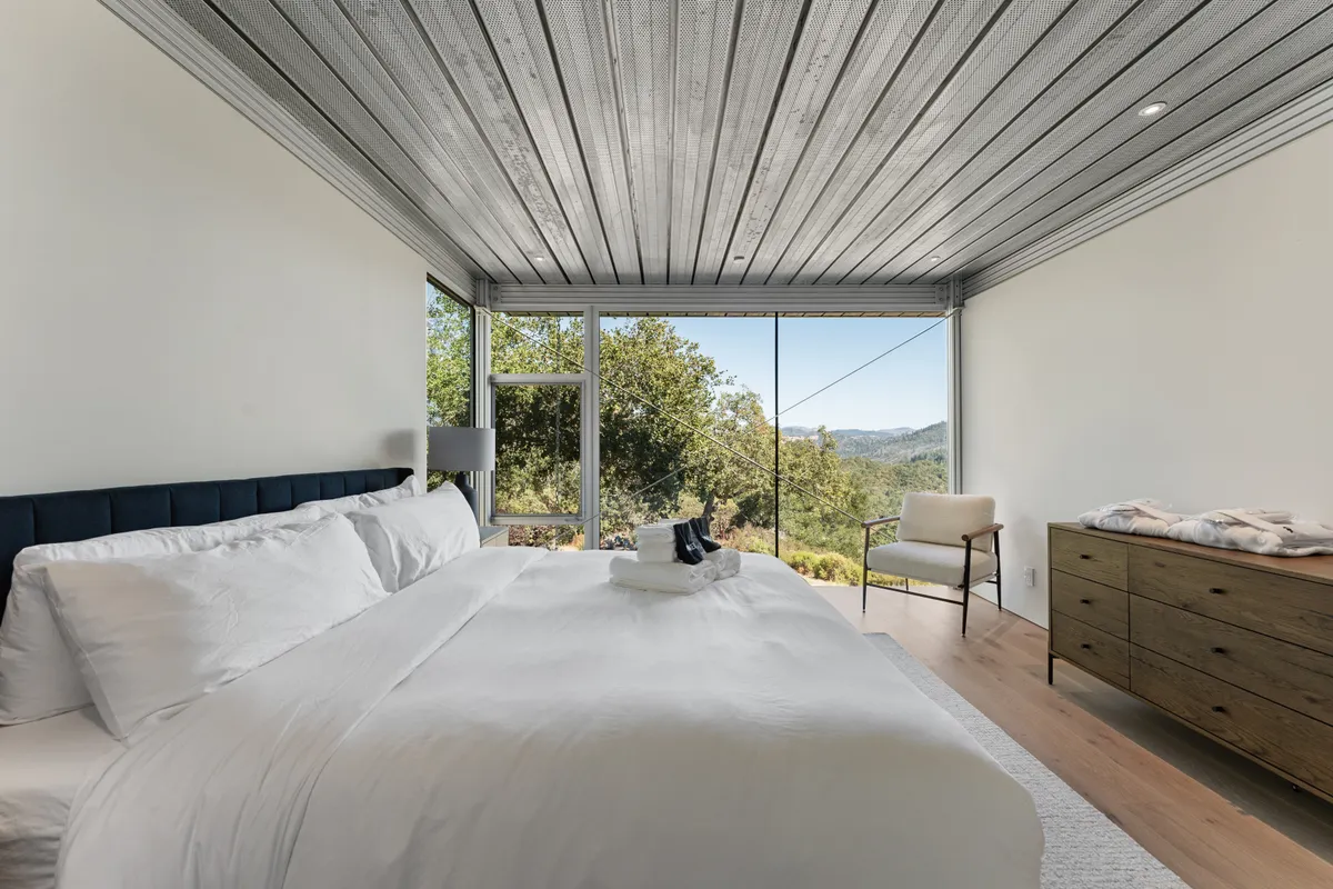 Bedroom 3 image