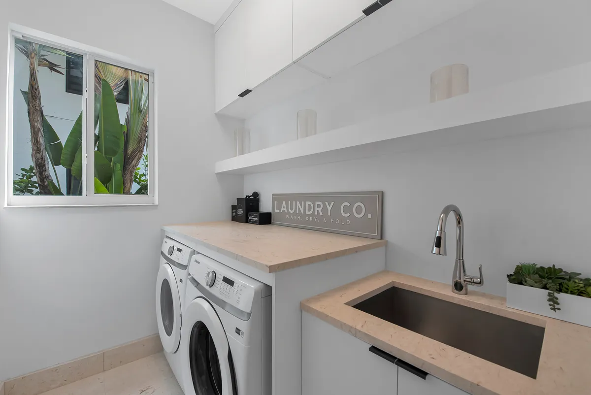 Wander Coral Gables Palms #5