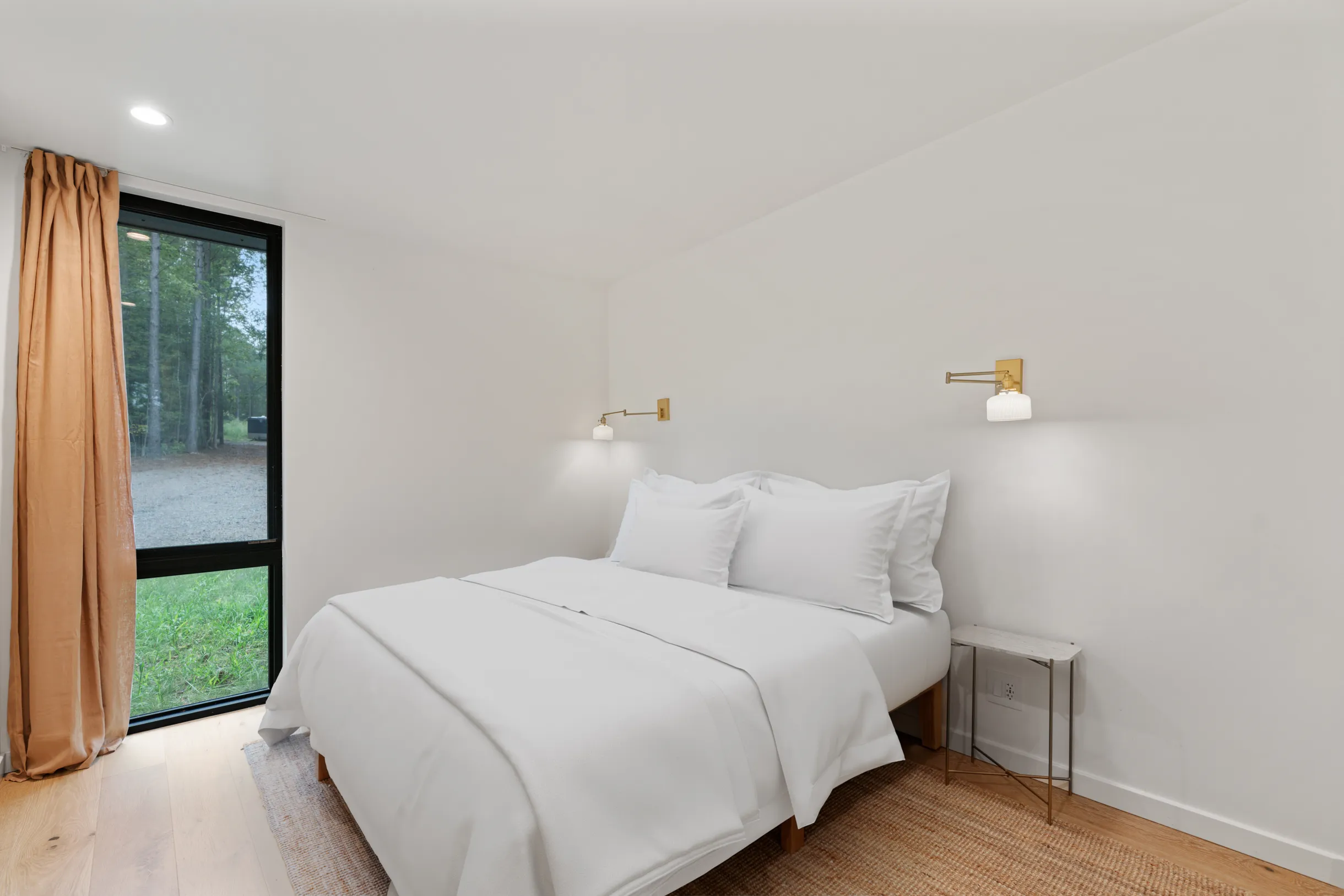 Designer's Glass Waterfront Lakehouse #33