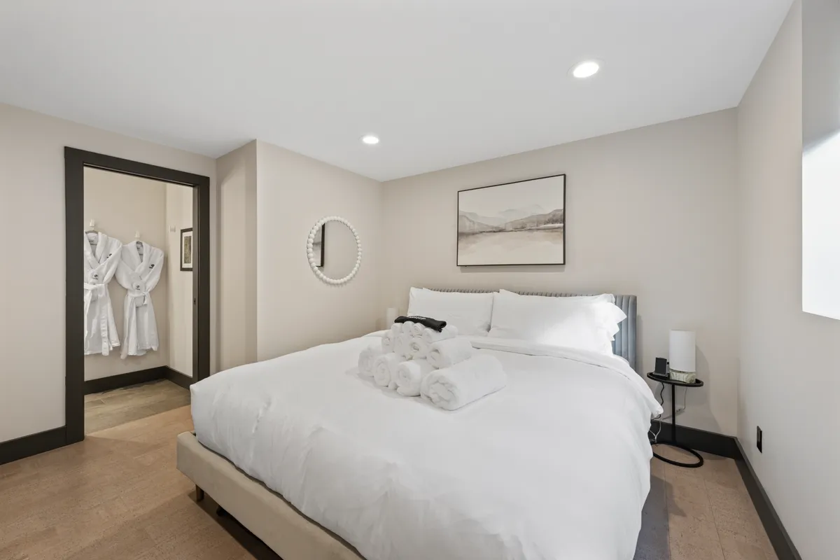 Bedroom 3 image