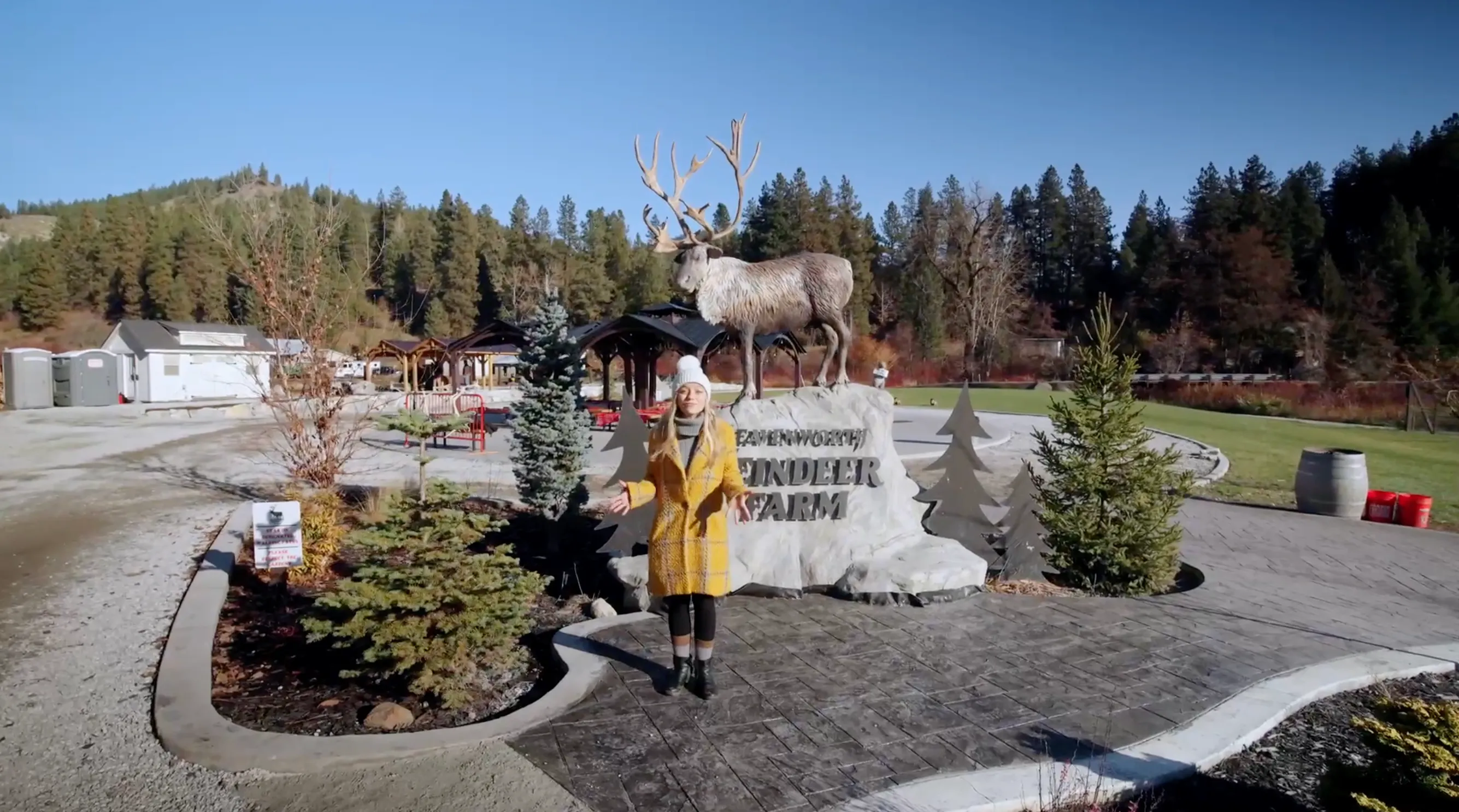 Wander Leavenworth River activities video