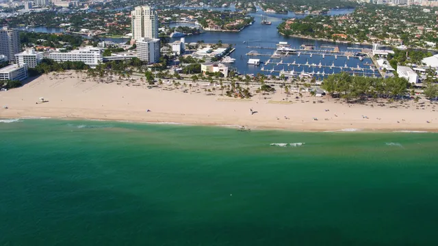 Wander Fort Lauderdale Beach: Transportation Guide