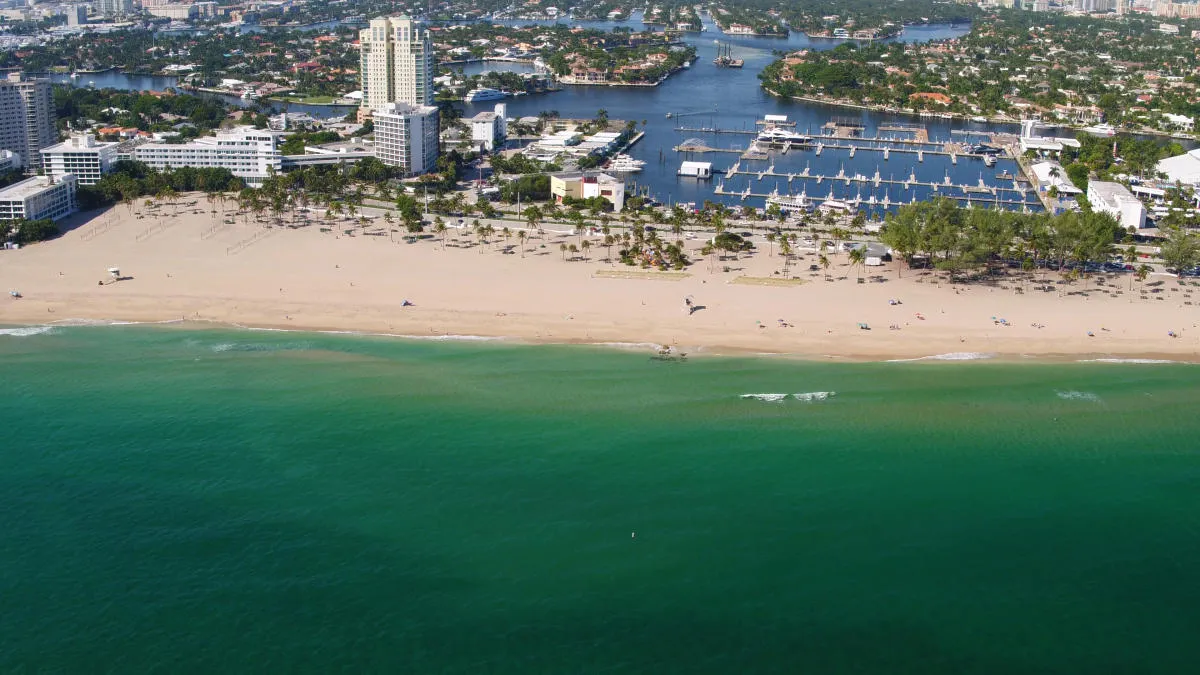 Wander Fort Lauderdale Gardens: Transportation Guide