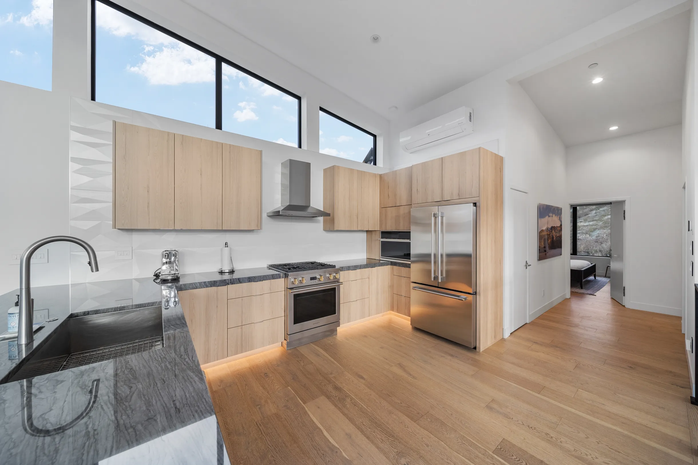 Wander Crested Peaks #31