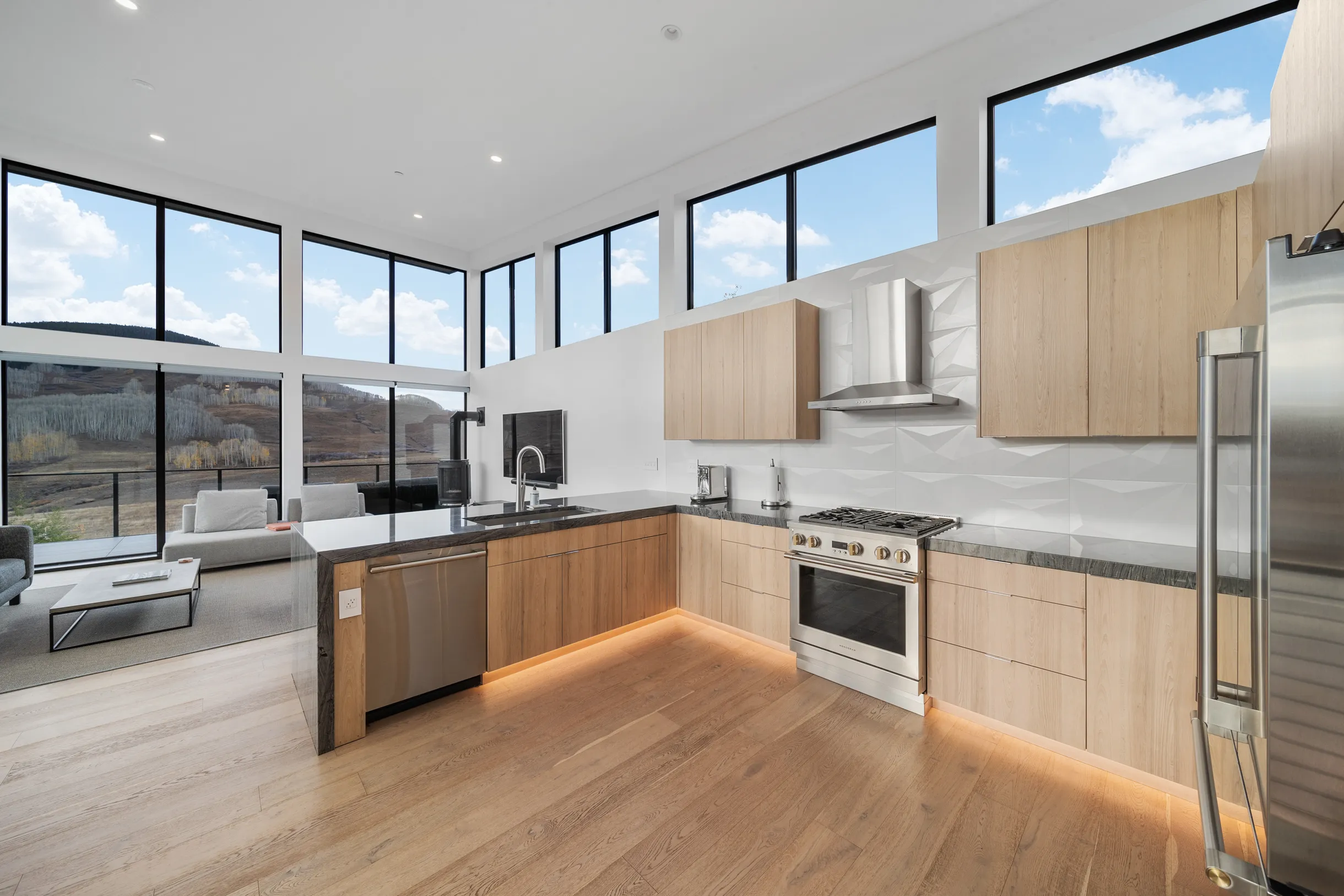 Wander Crested Peaks #51