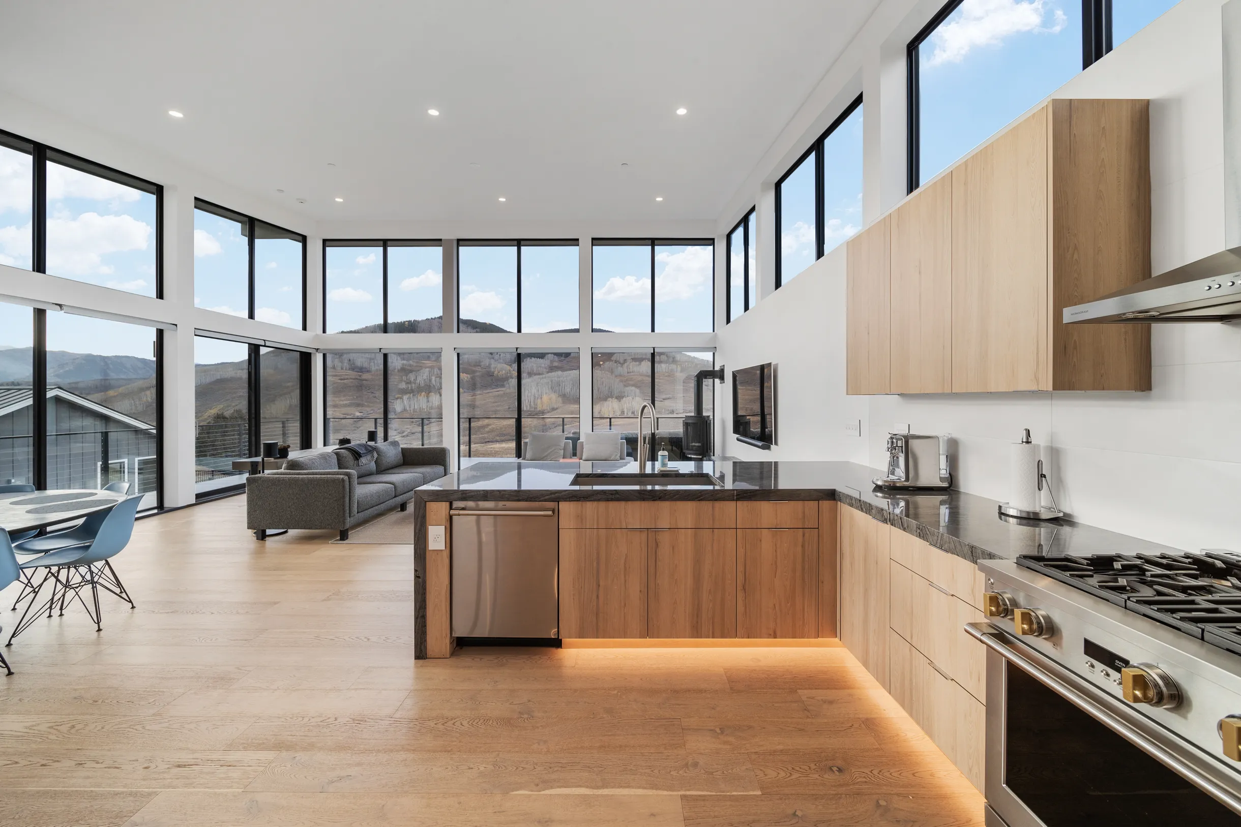 Wander Crested Peaks #21