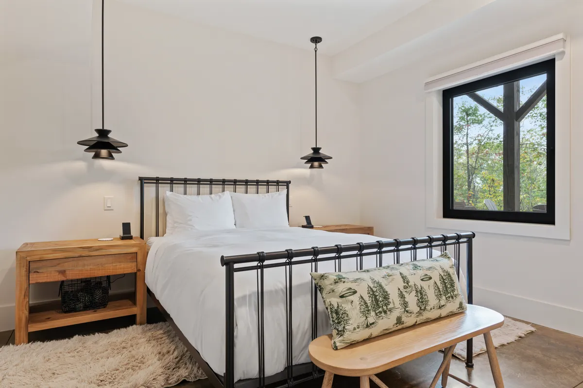 Bedroom 3 image
