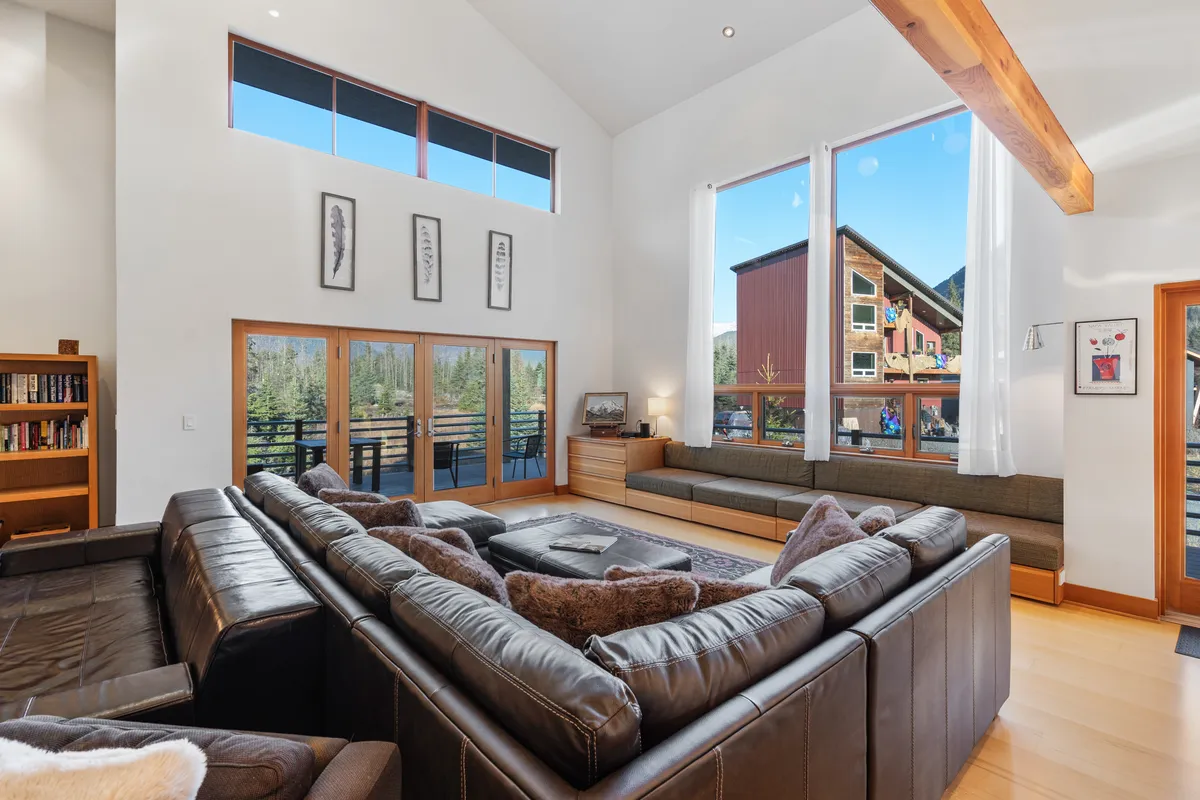 Wander Alaska Slopes