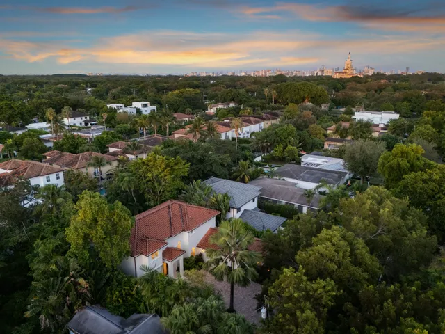 Wander Coral Gables Palms