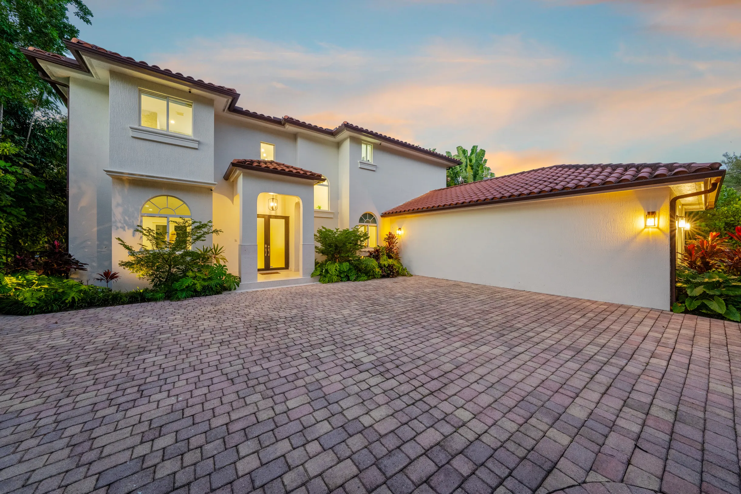 Wander Coral Gables Palms #72