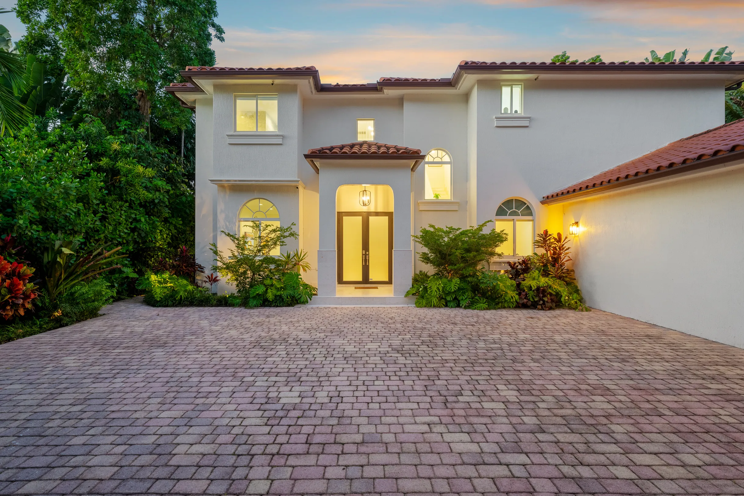 Wander Coral Gables Palms #84