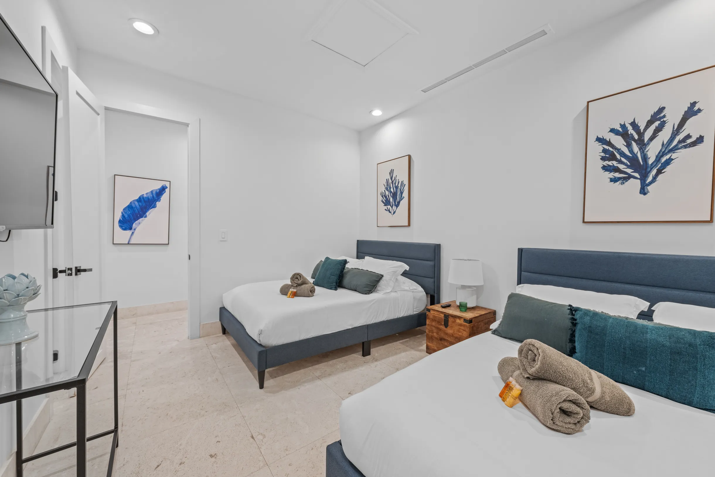 Wander Coral Gables Palms #67