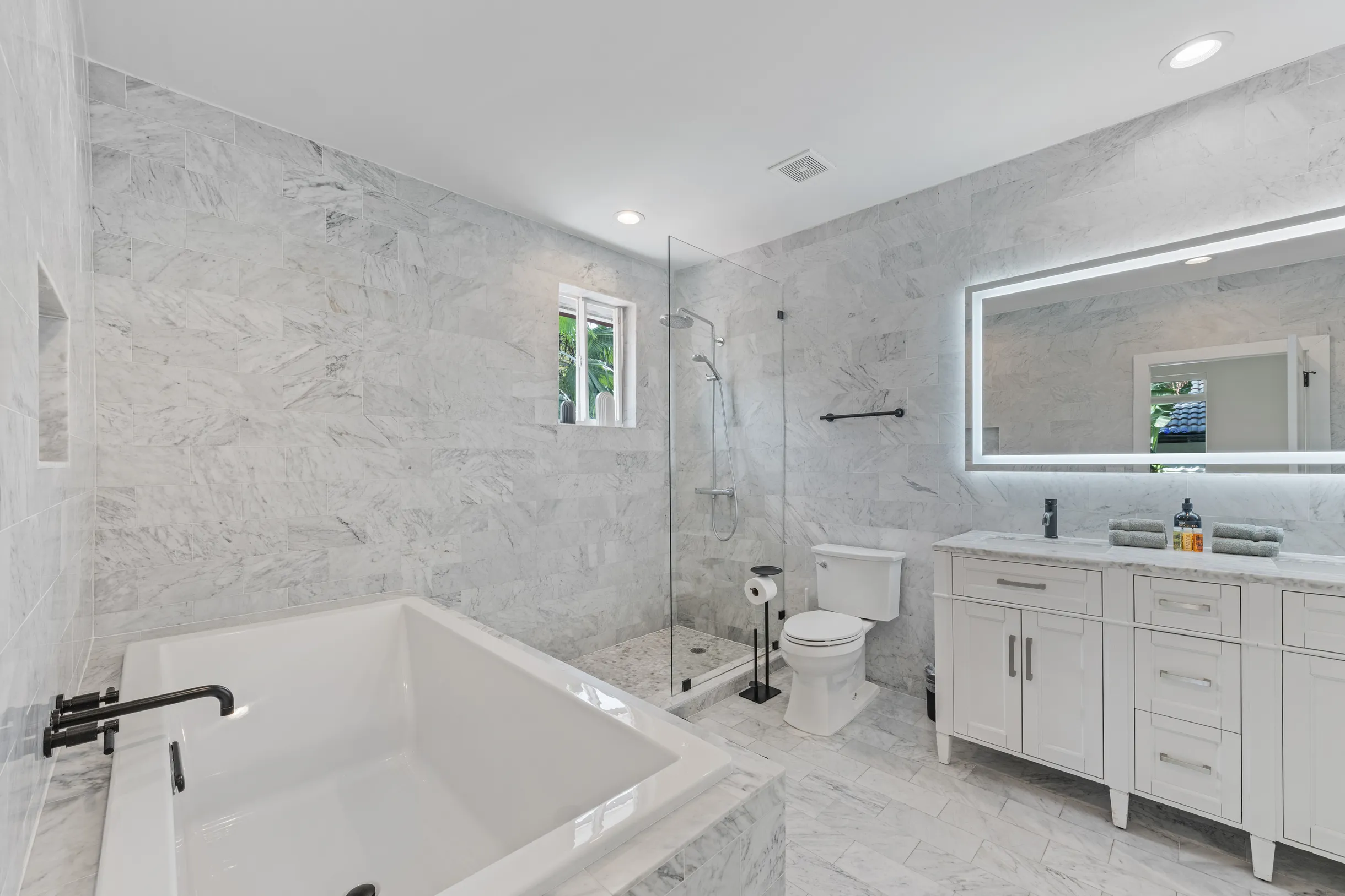 Wander Coral Gables Palms #16