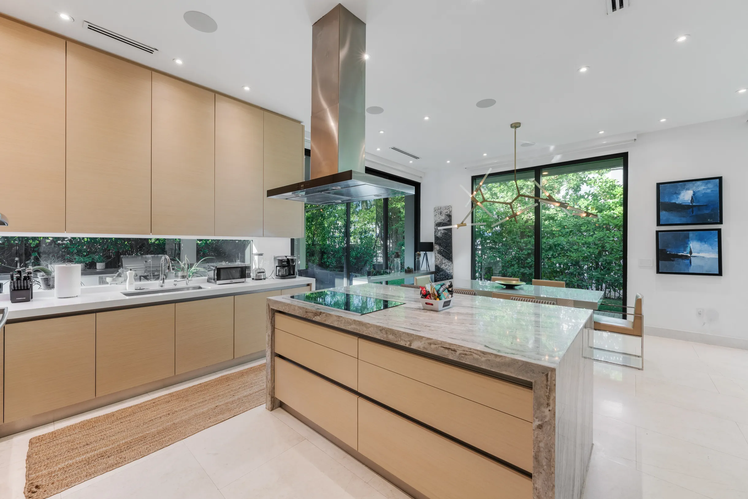 Wander District Palms #34