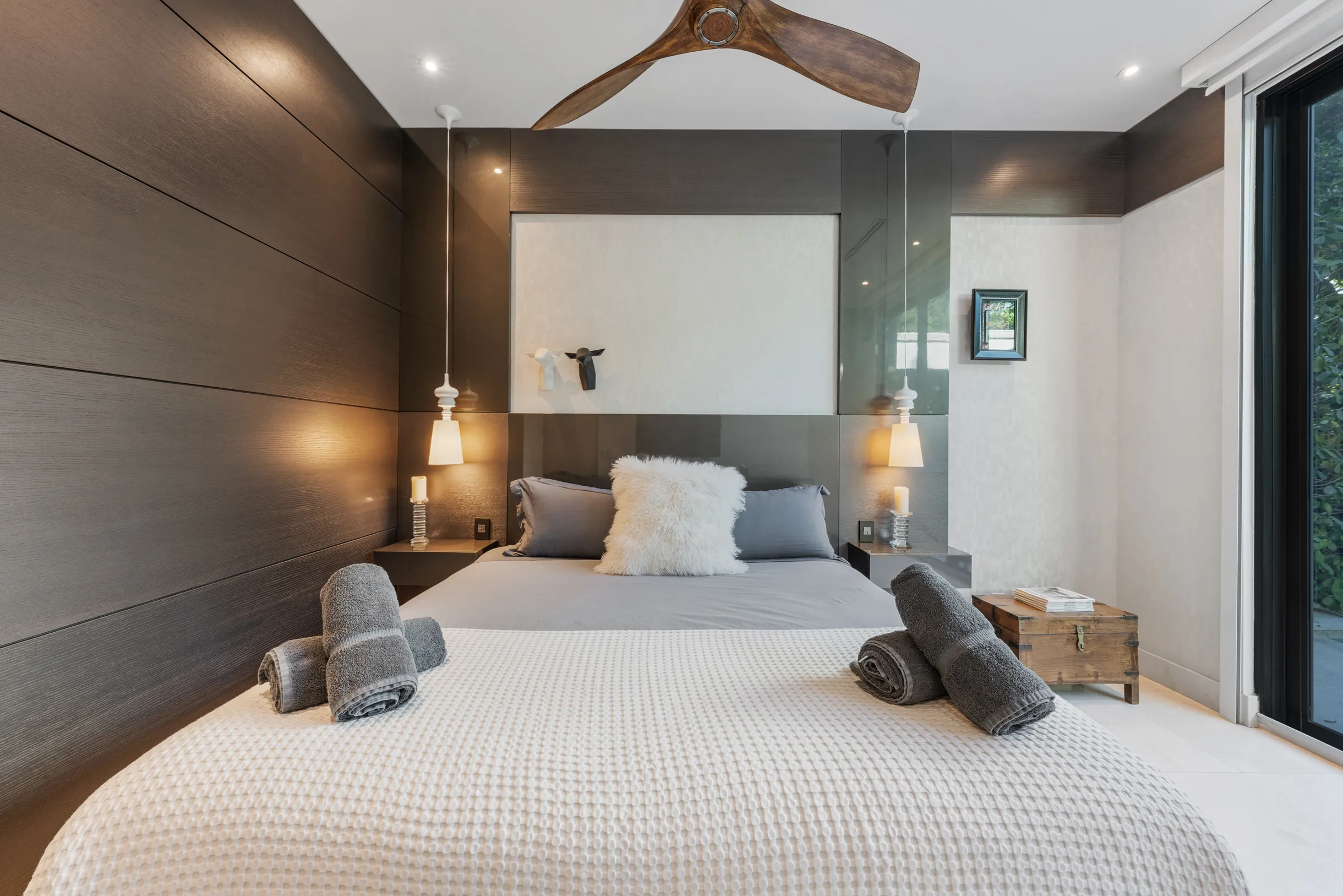 Wander District Palms #37