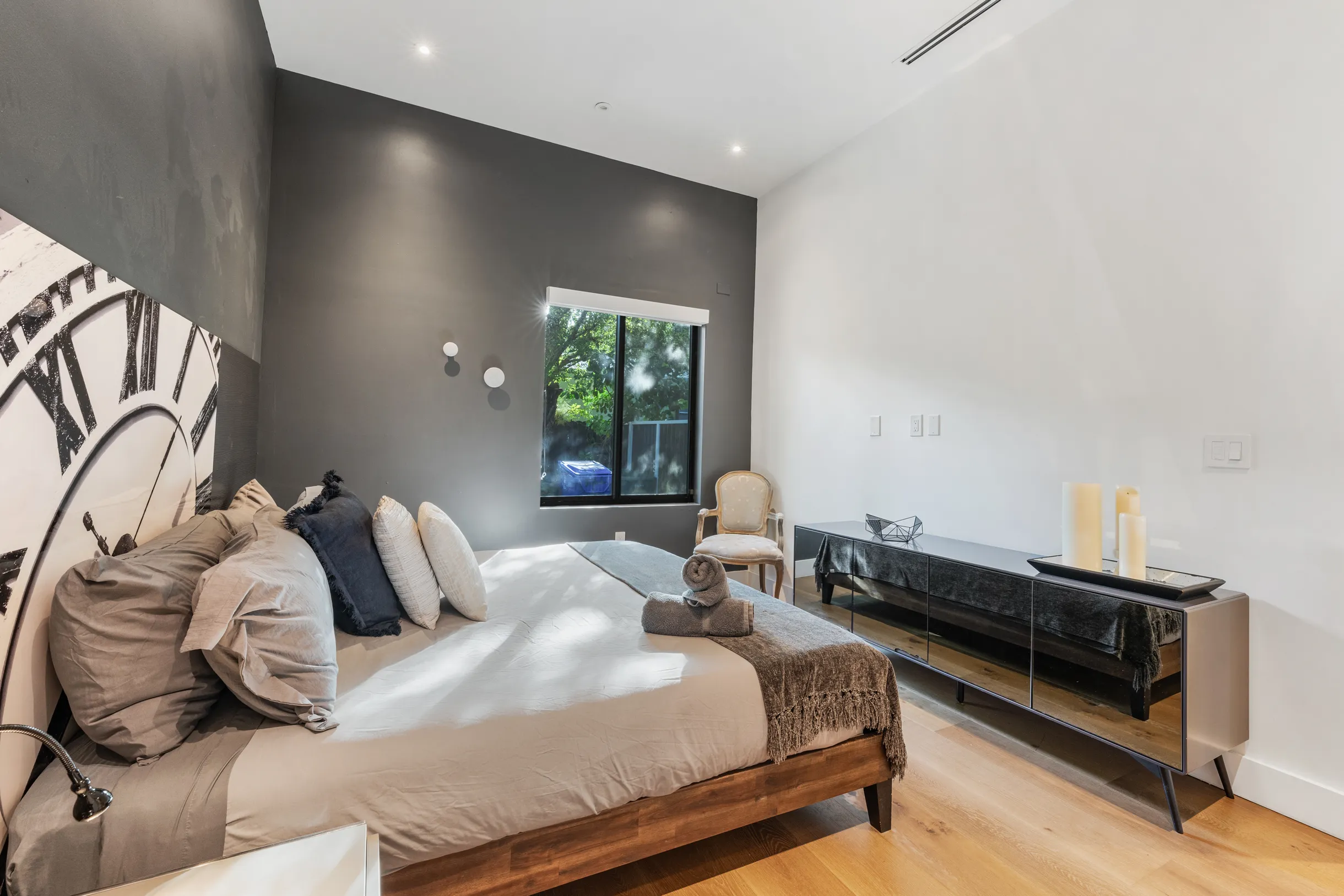 Wander District Palms #41