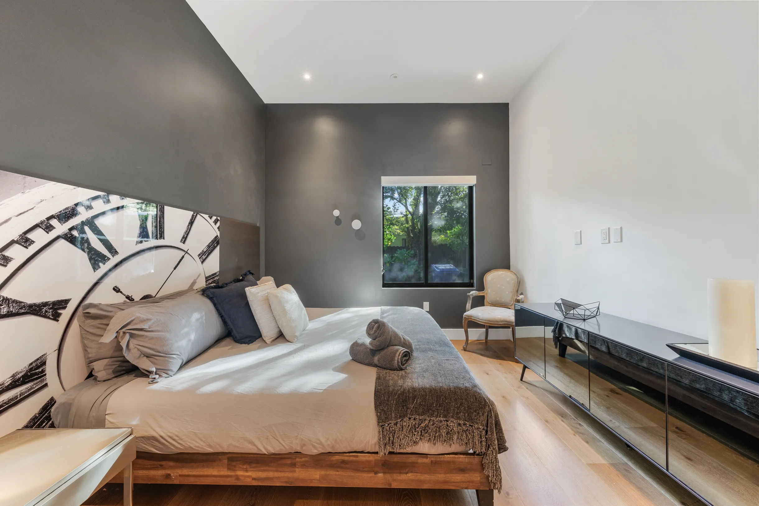 Wander District Palms #27