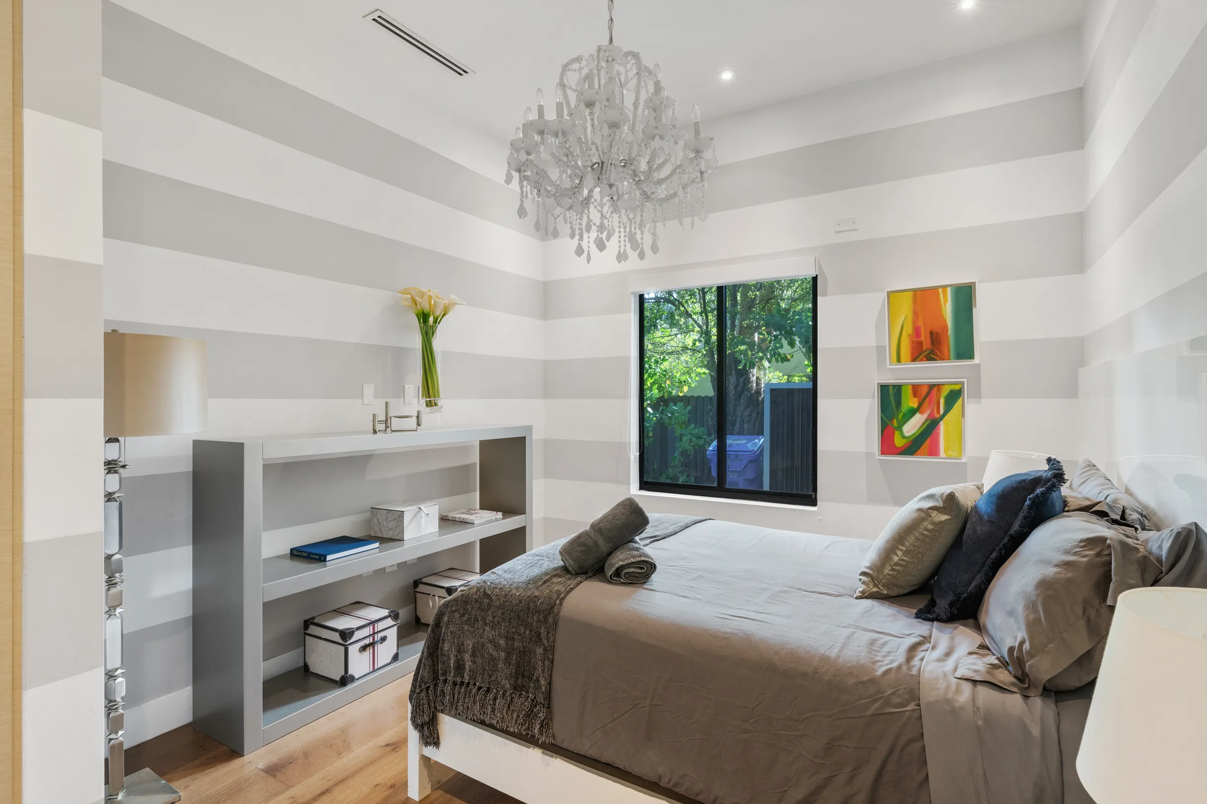 Wander District Palms #42