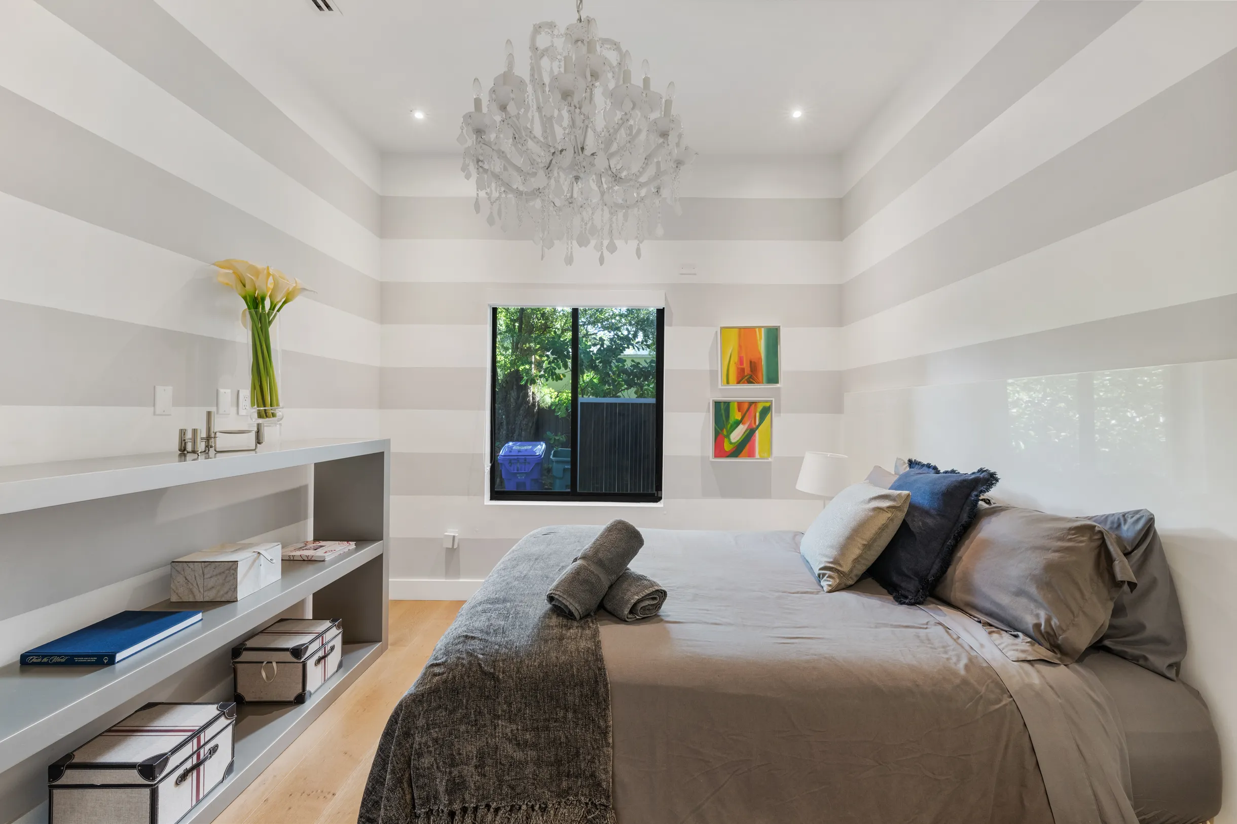 Wander District Palms #16