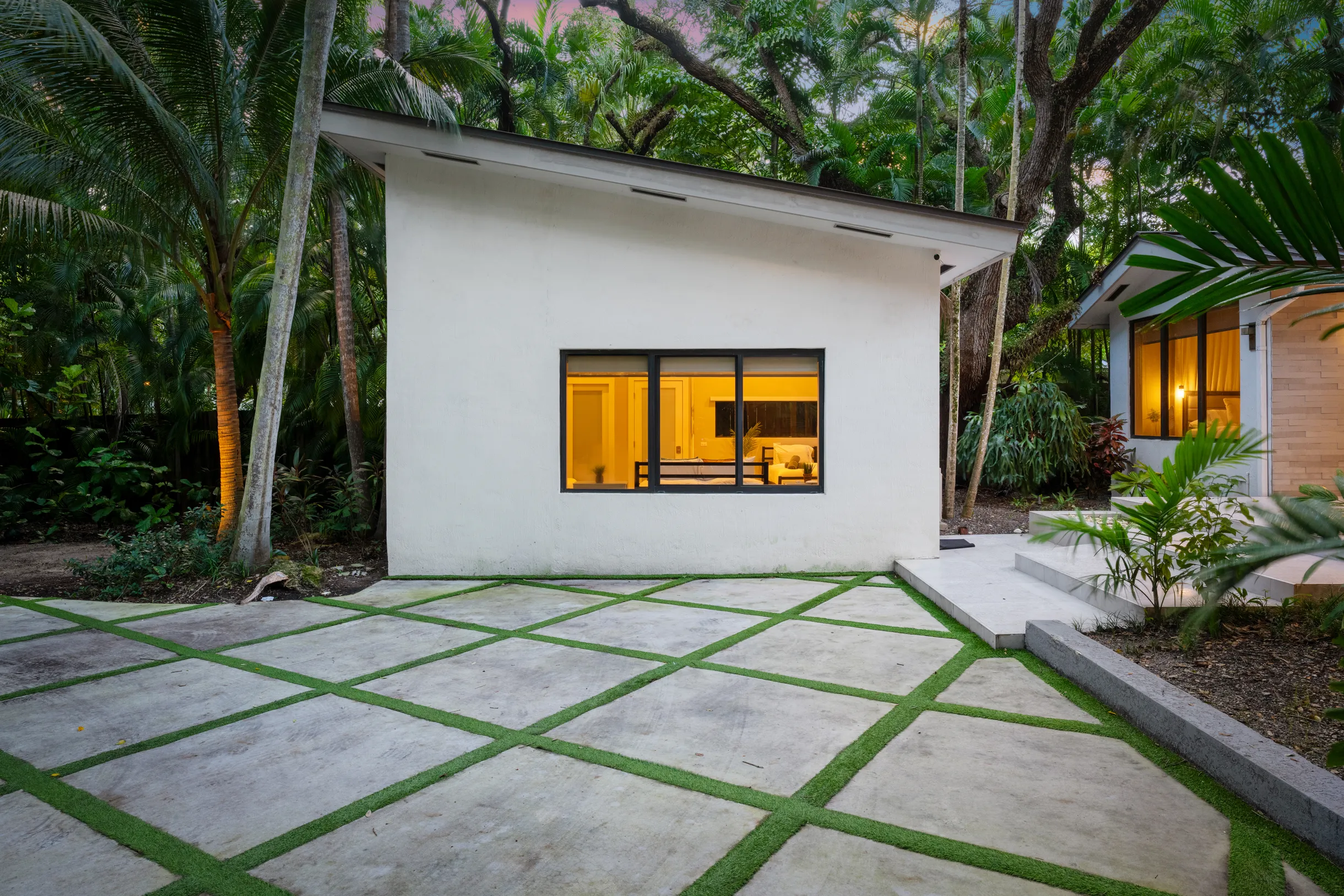 Wander Grove Banyan #59