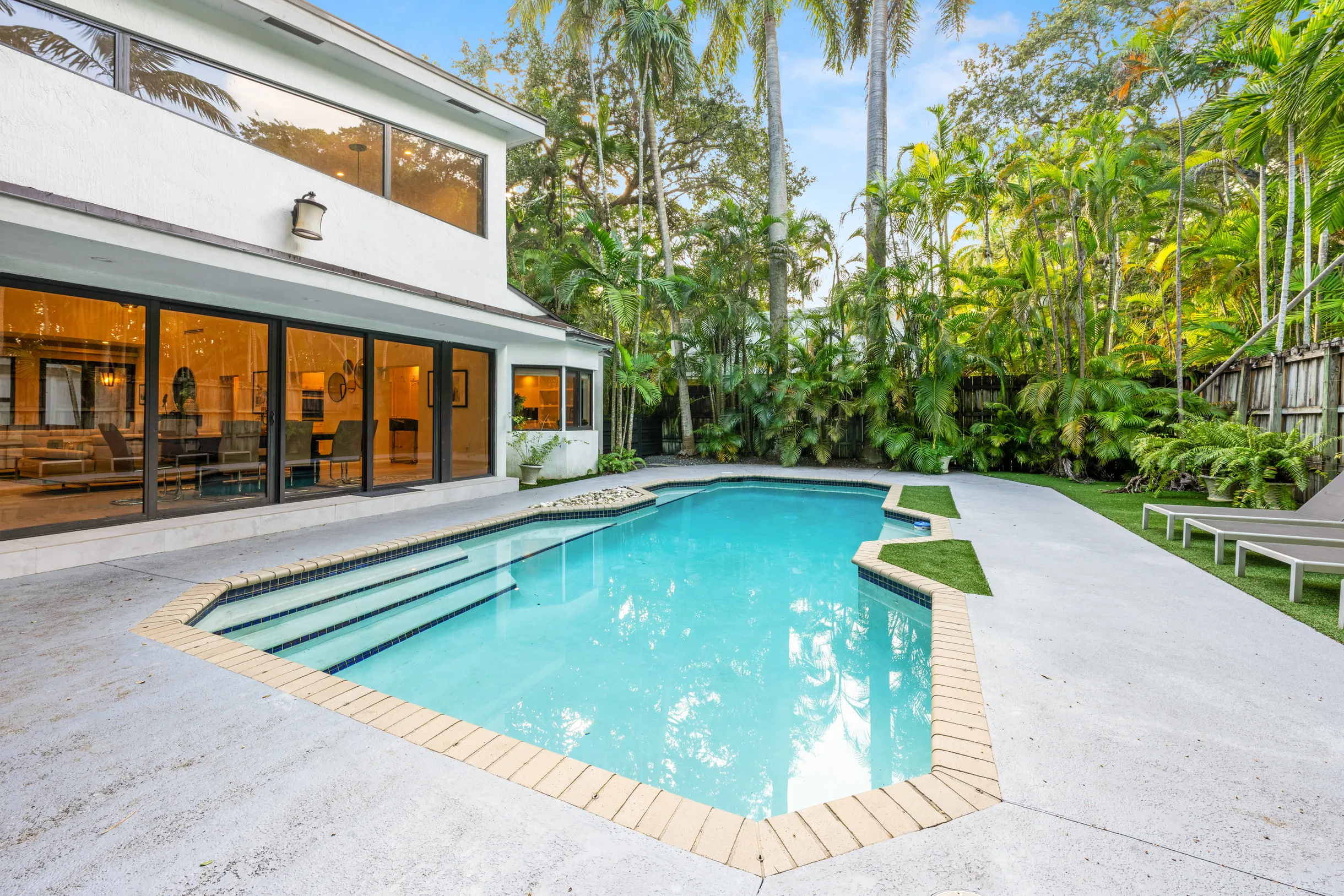 Wander Grove Banyan #87