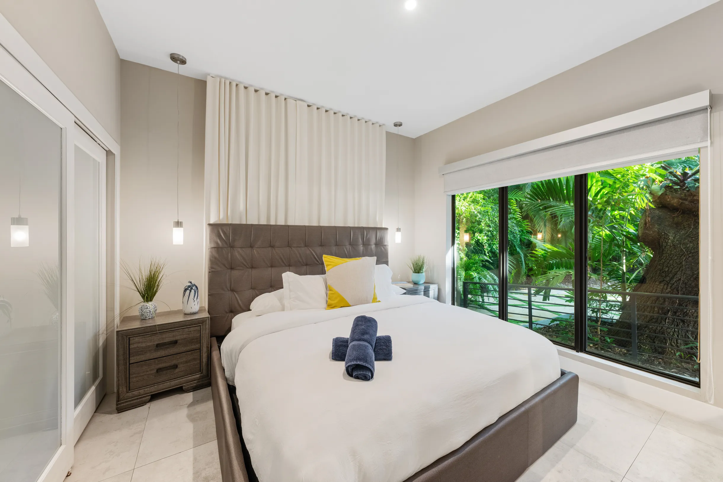 Wander Grove Banyan #24