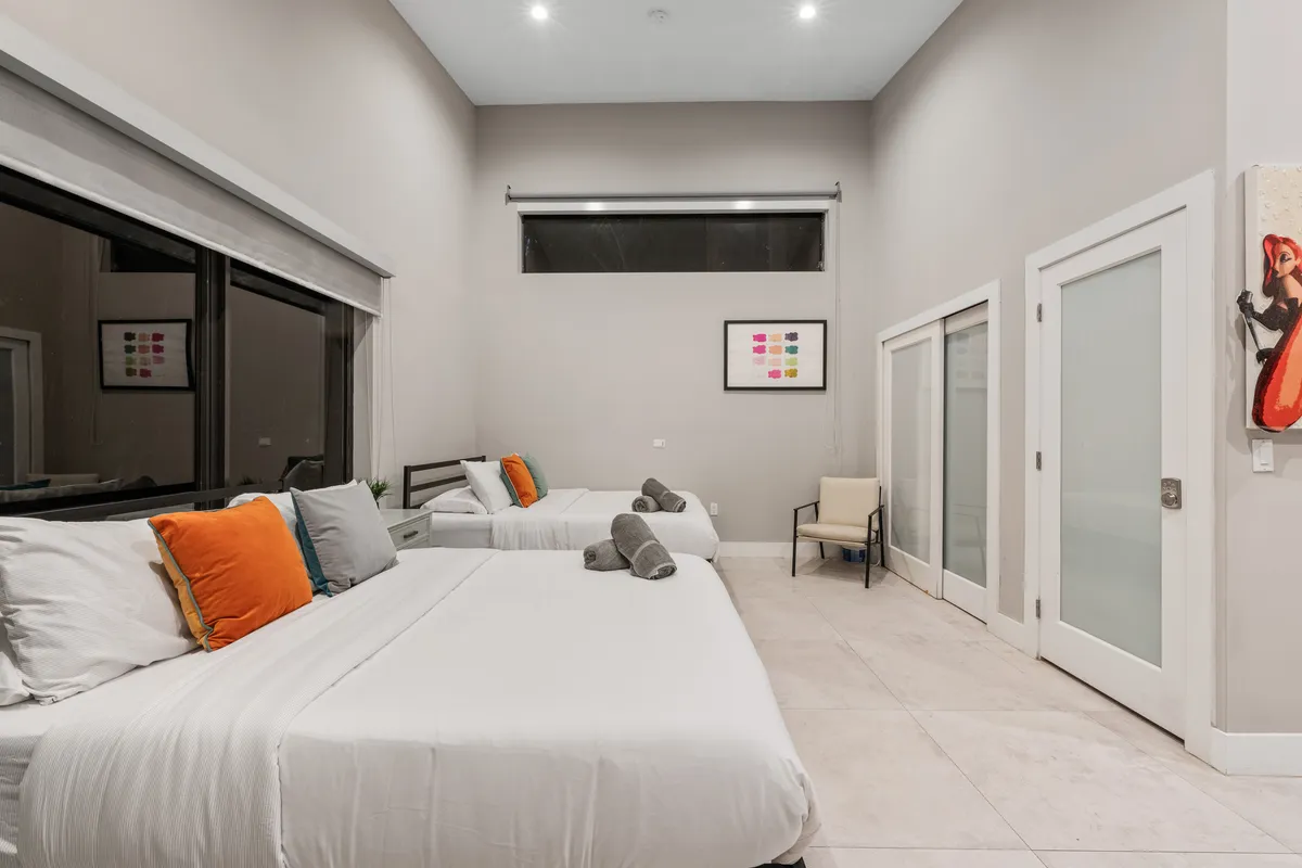 Bedroom 5 image